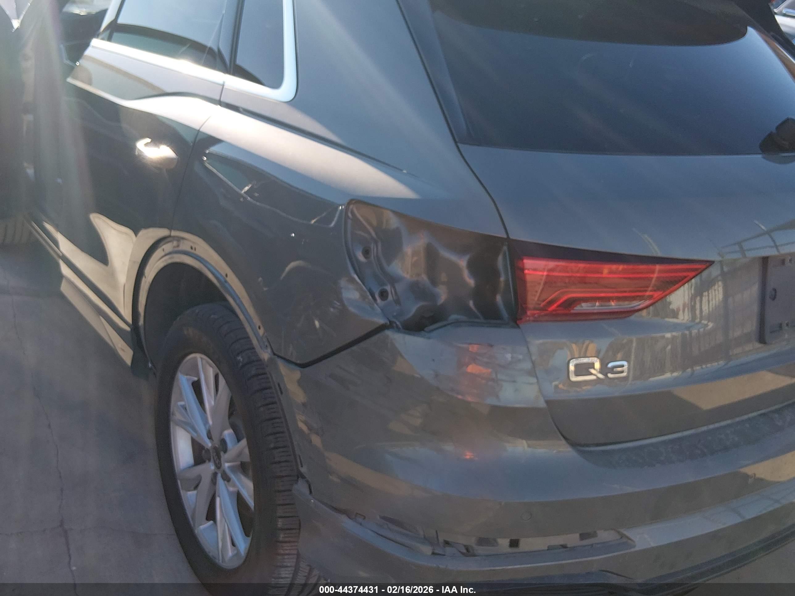 AUDI Q3 image 6