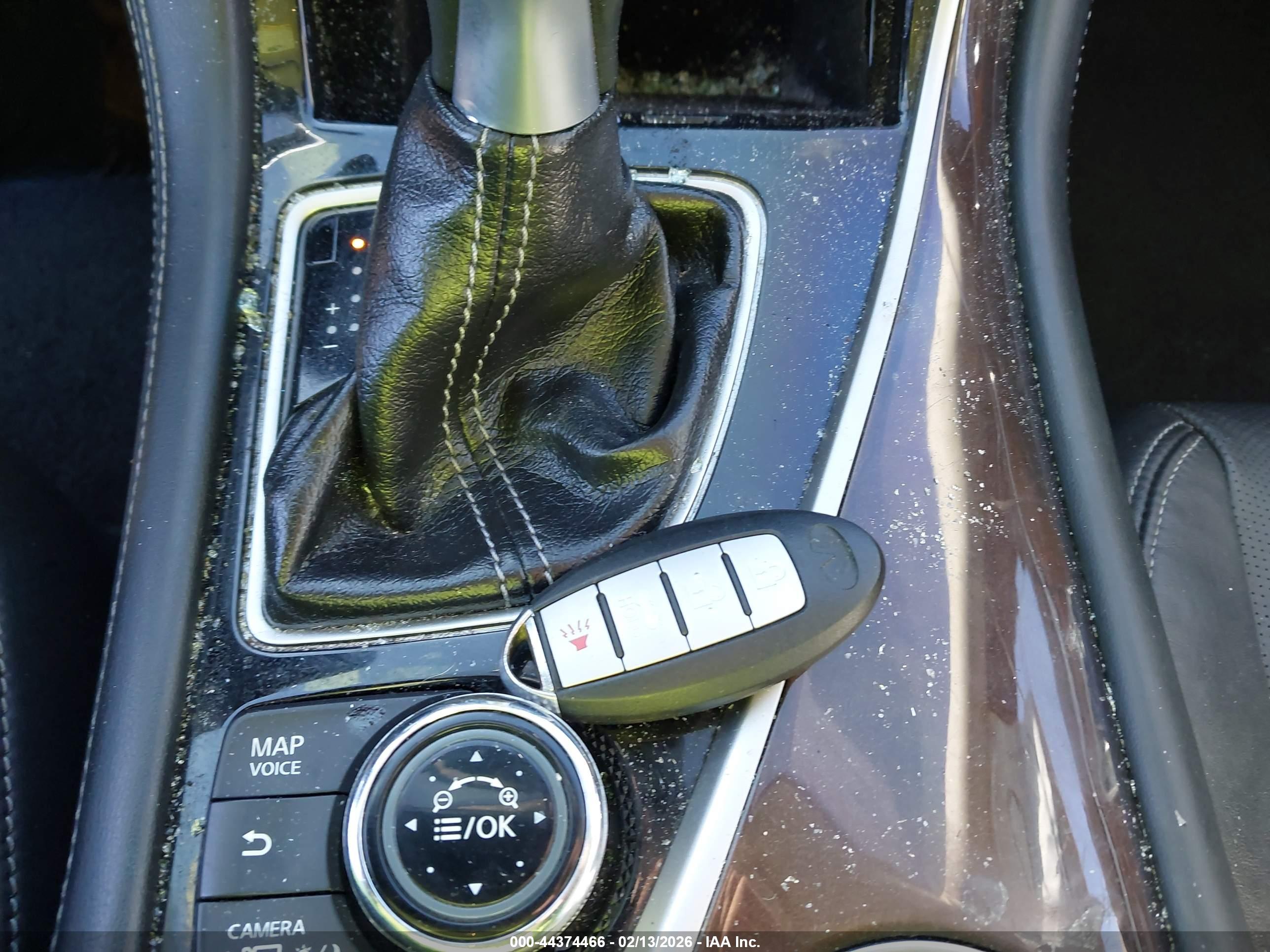 INFINITI Q50 image 11
