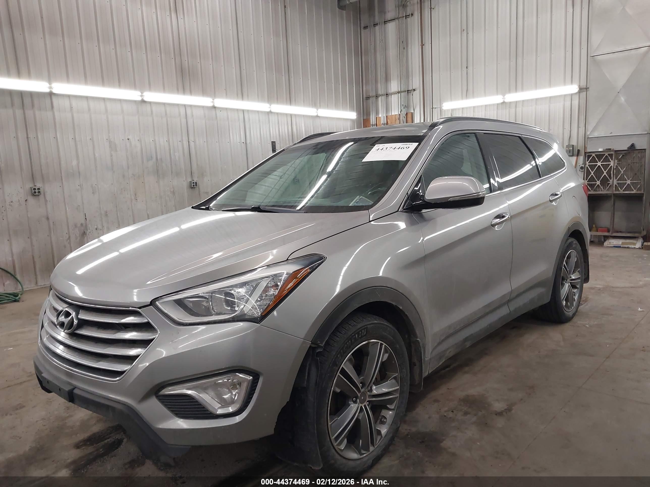 HYUNDAI SANTA image 2
