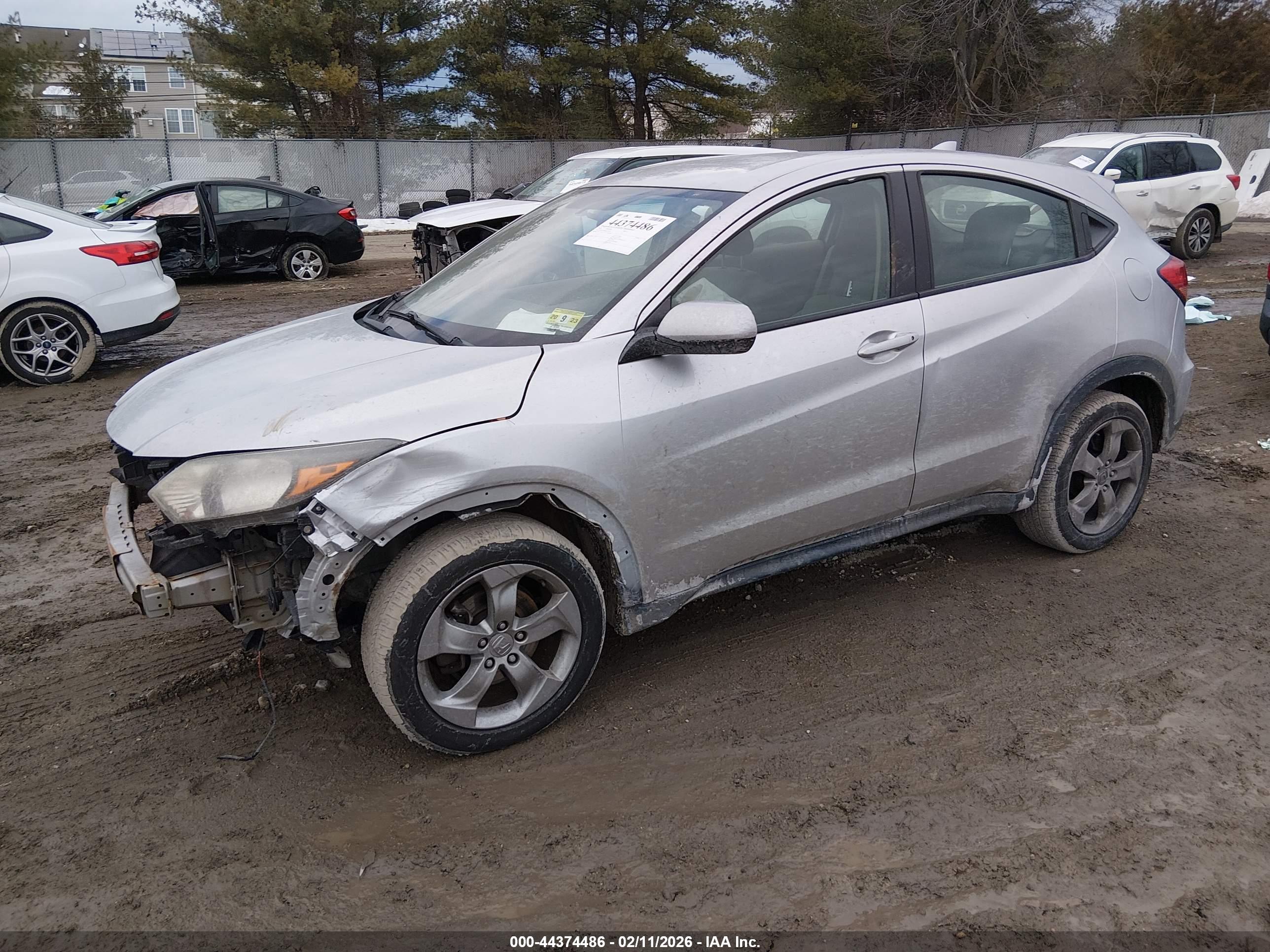 HONDA HR-V image 2