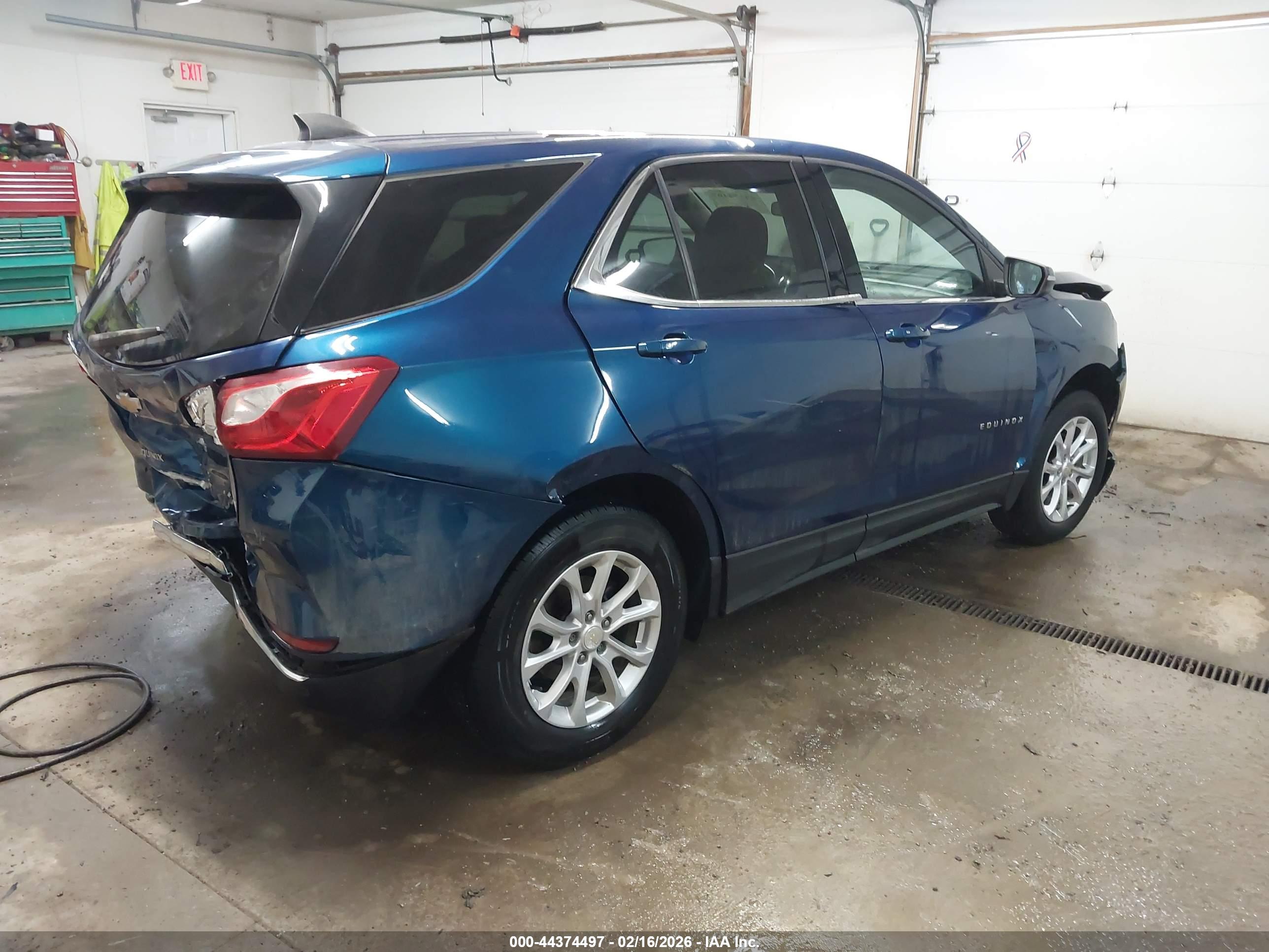 CHEVROLET EQUINOX image 4
