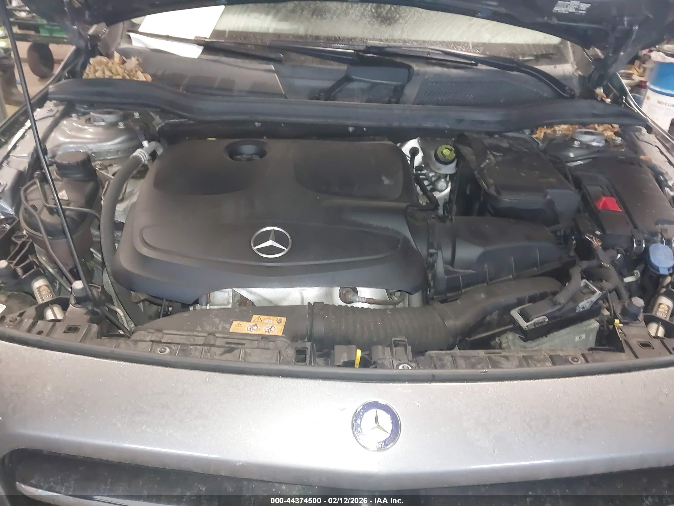 MERCEDES-BENZ GLA image 10