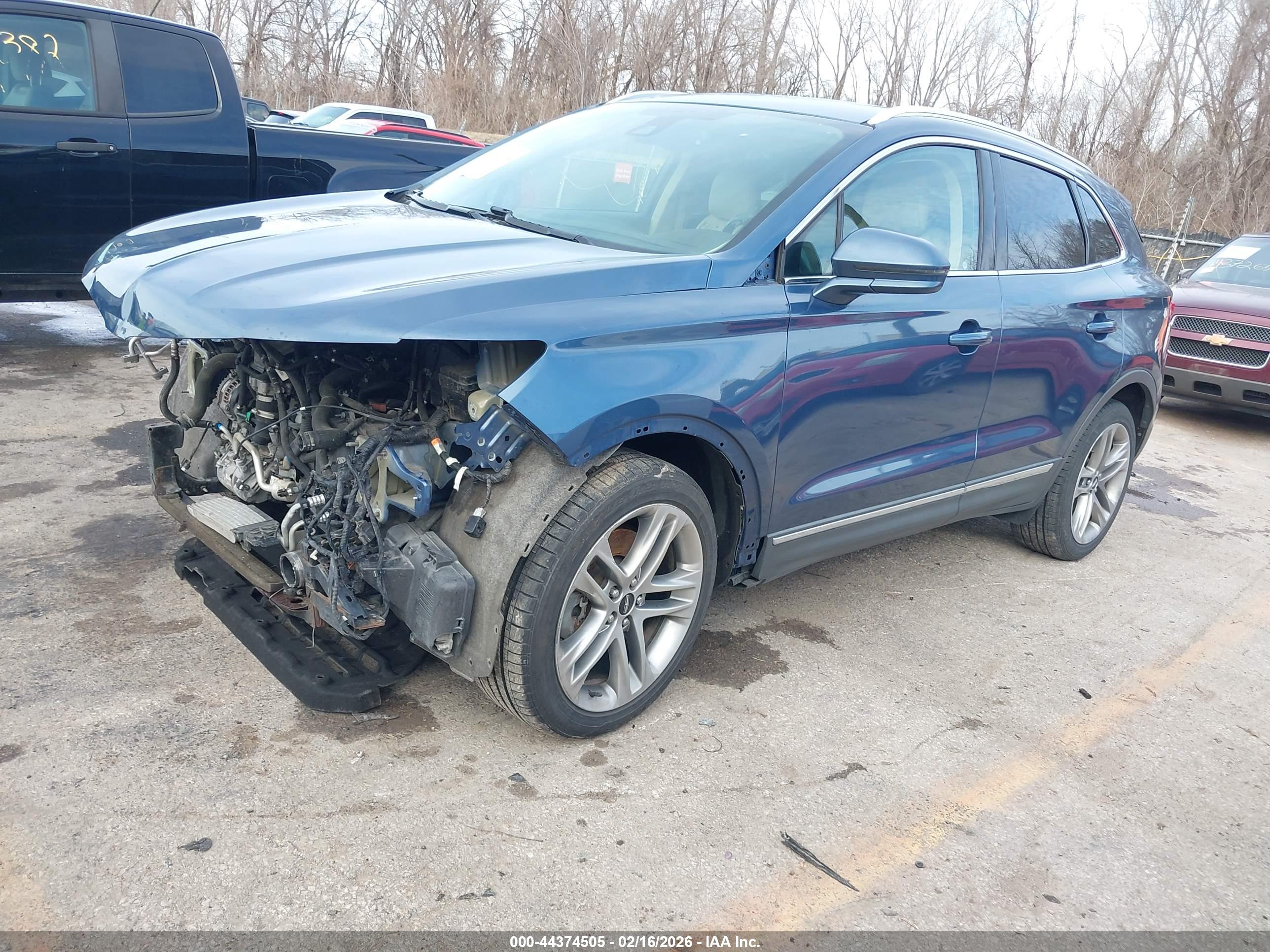 LINCOLN MKC image 2