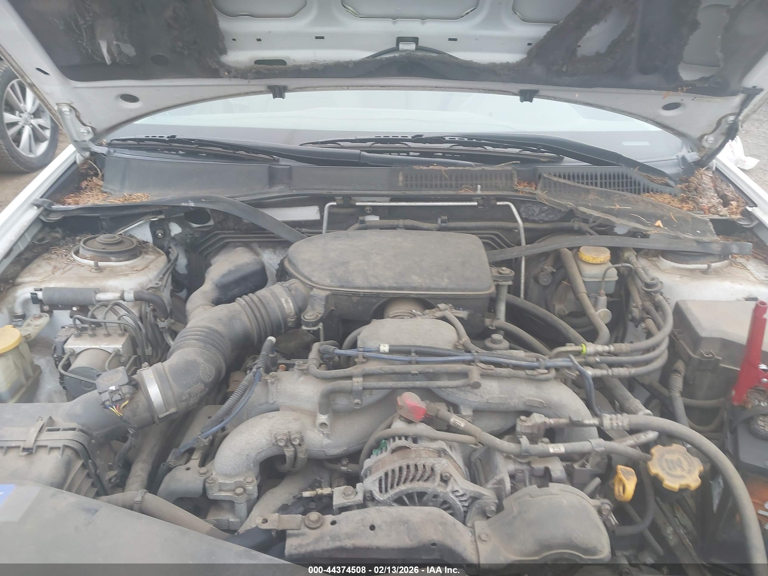 SUBARU OUTBACK image 10