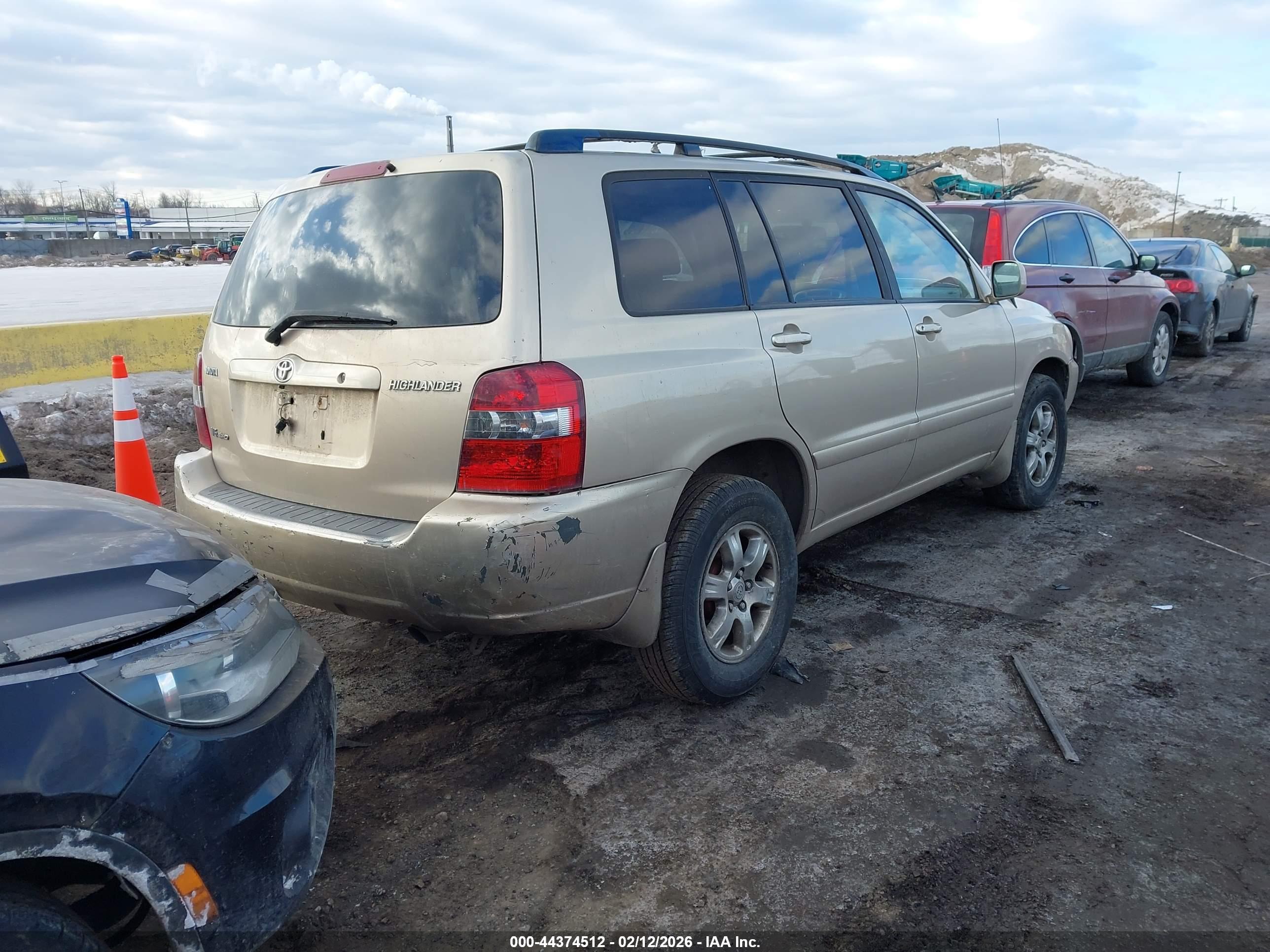 TOYOTA HIGHLANDER image 4