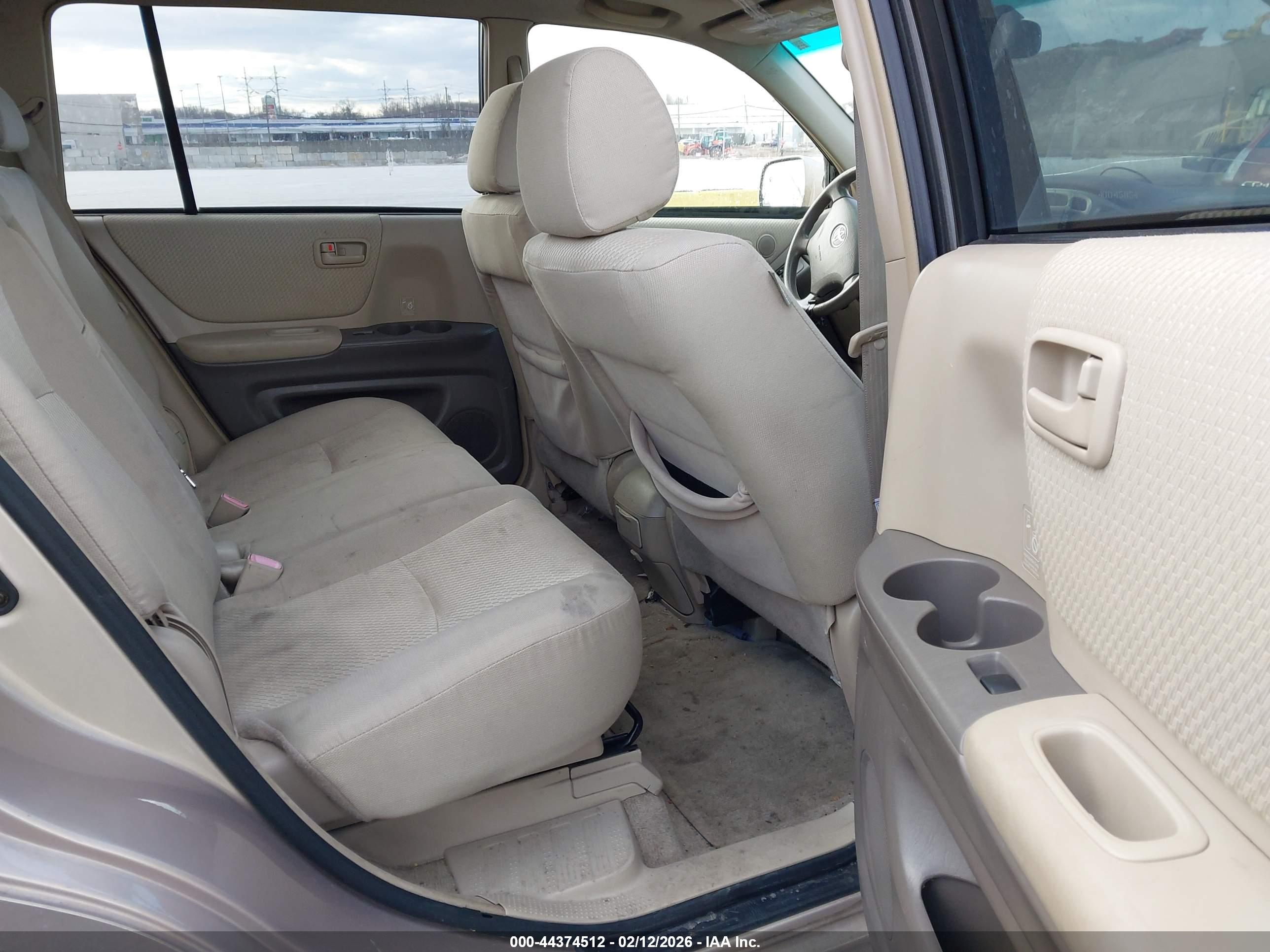 TOYOTA HIGHLANDER image 8