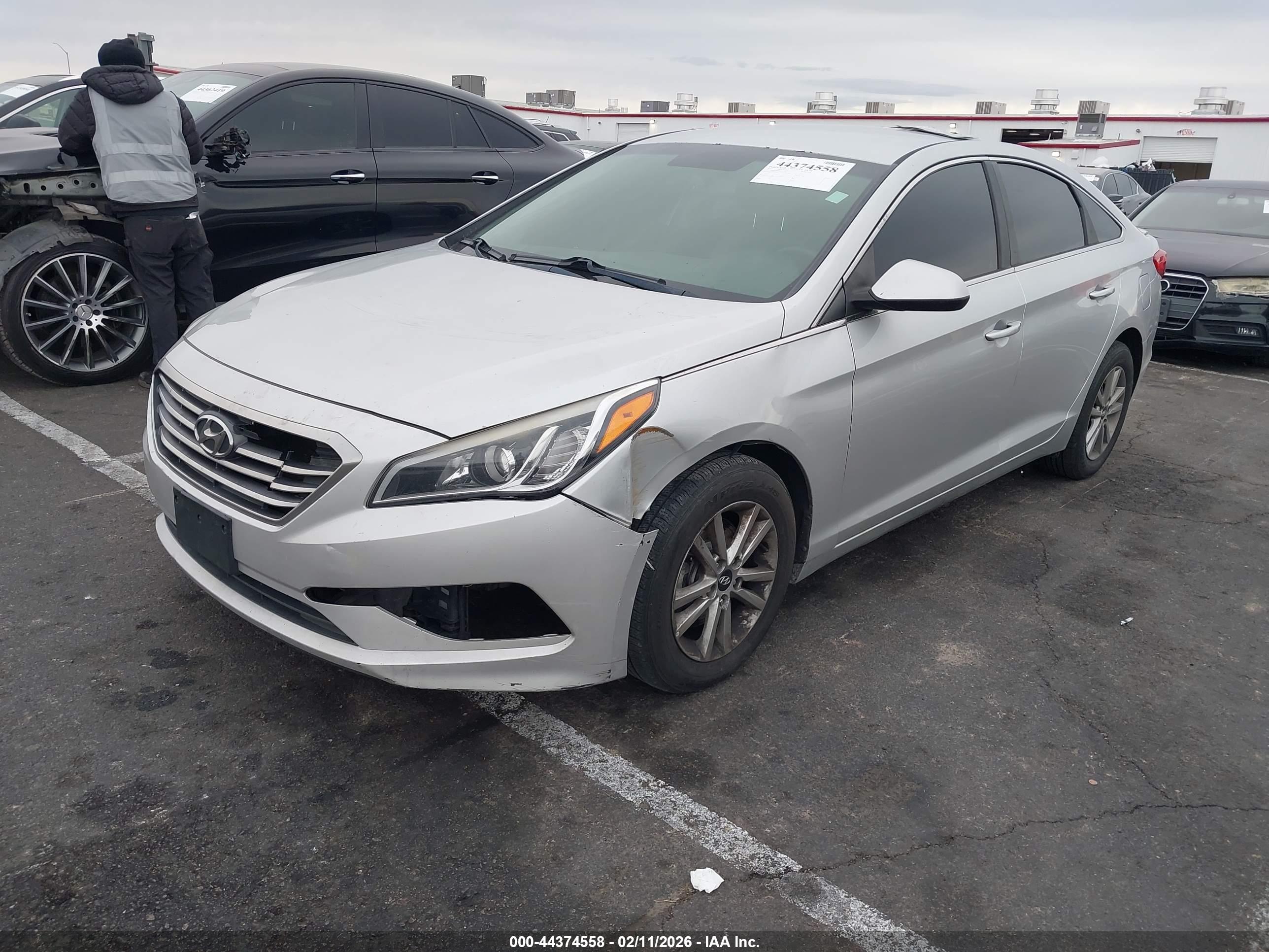 HYUNDAI SONATA image 2