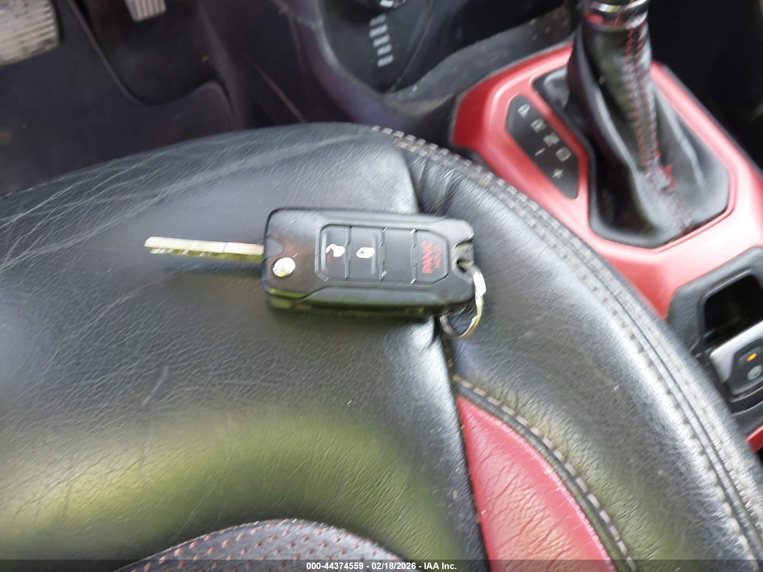 JEEP RENEGADE image 11