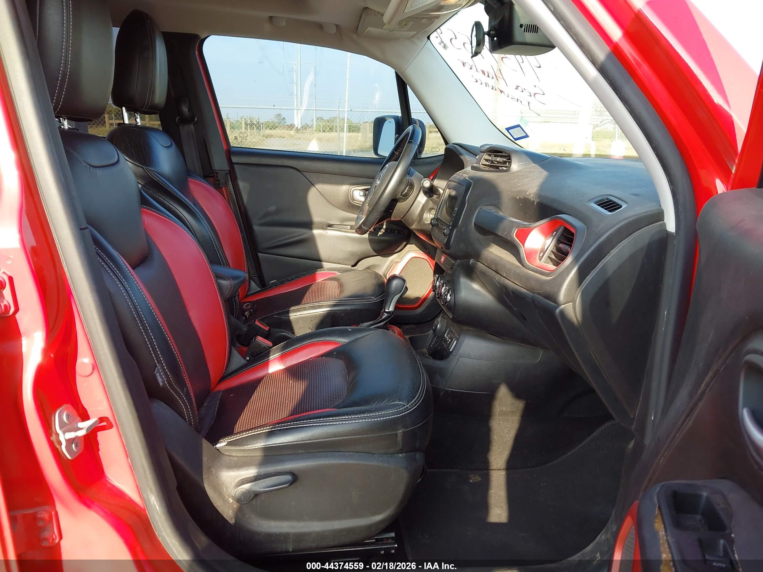 JEEP RENEGADE image 5