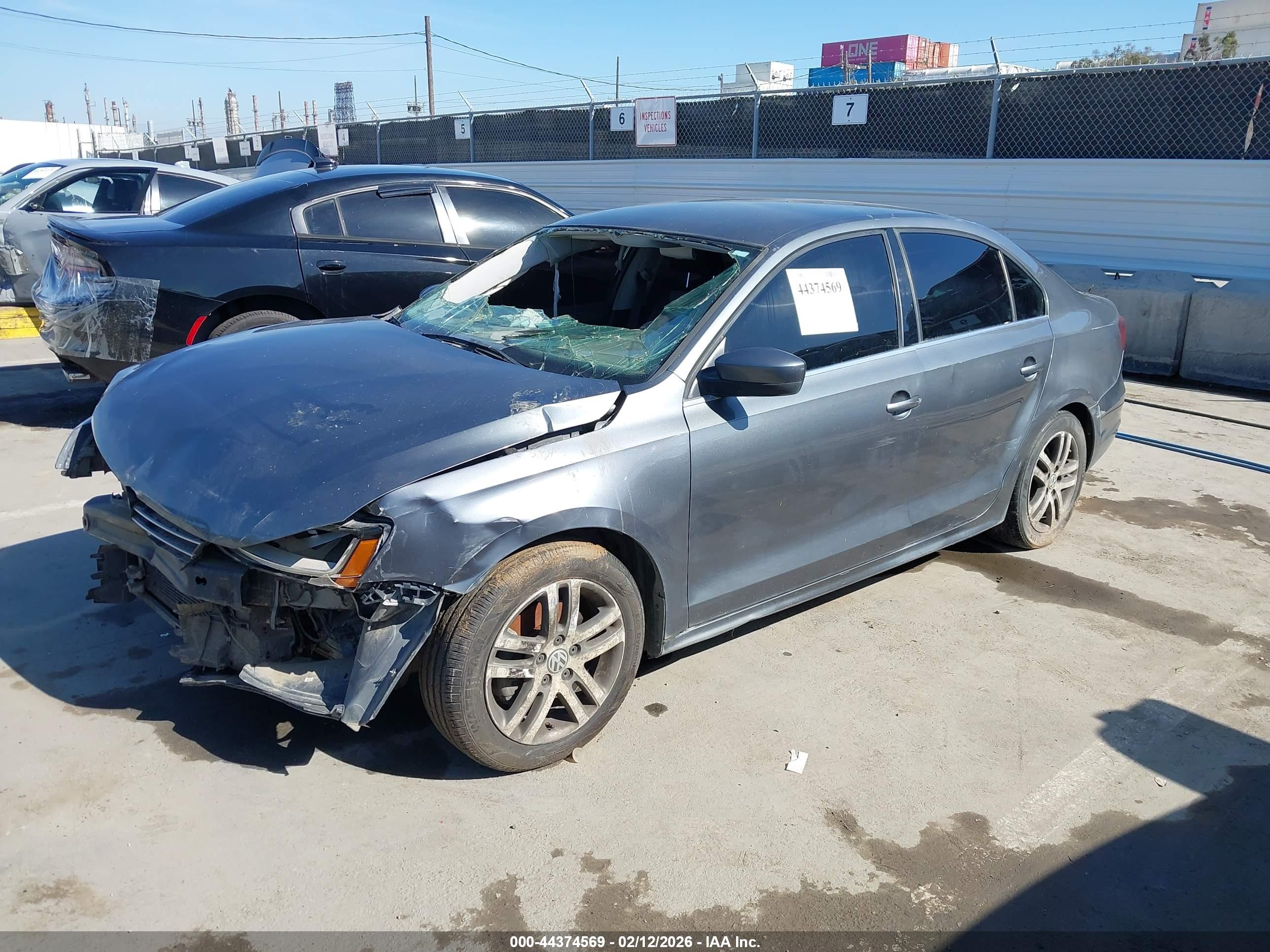 VOLKSWAGEN JETTA image 2