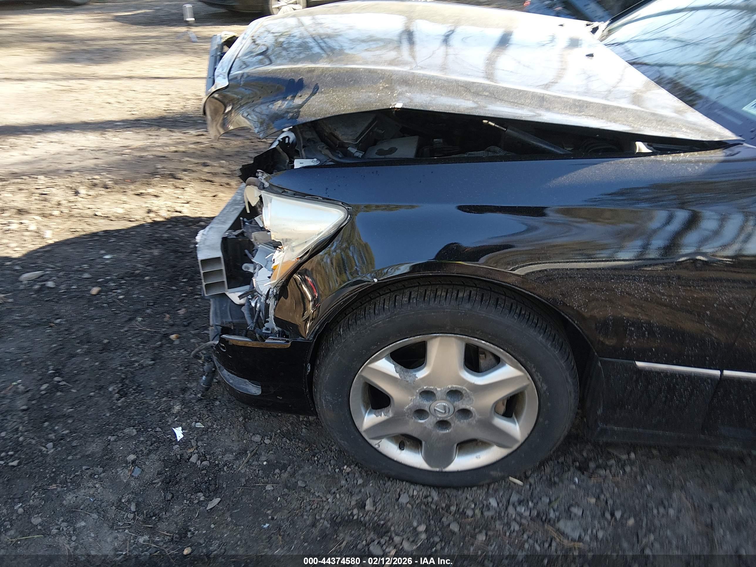 LEXUS LS image 6