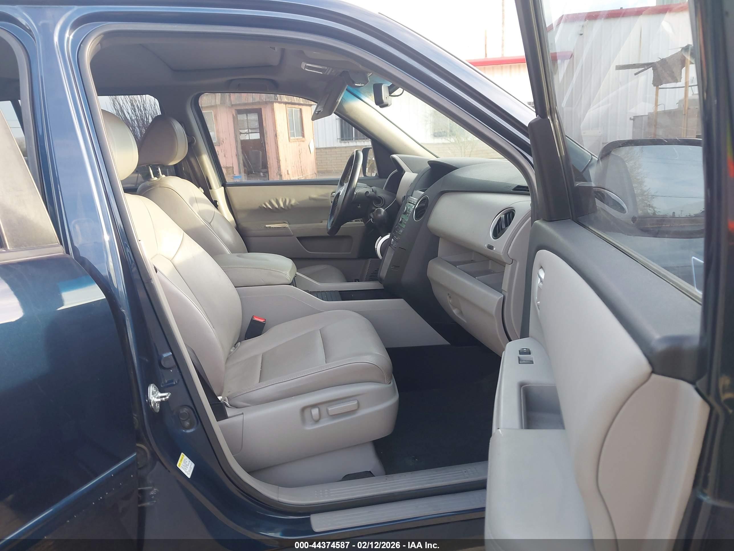HONDA PILOT image 5