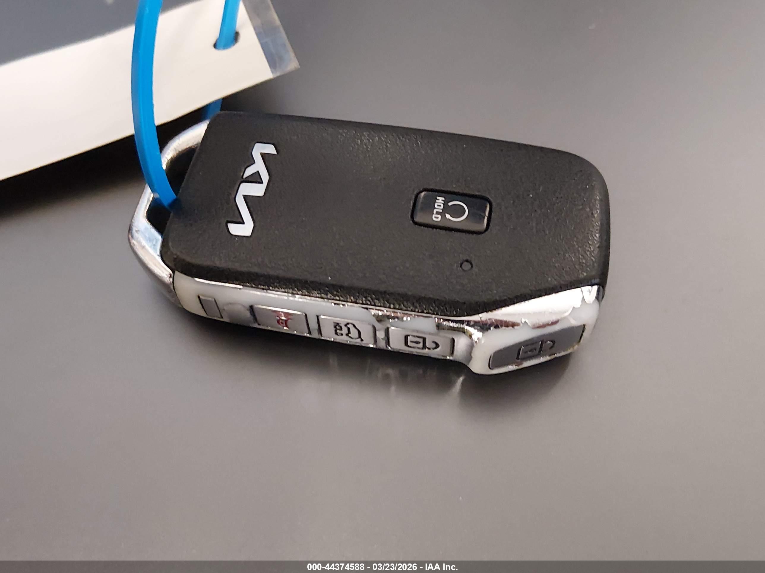 KIA SPORTAGE image 11
