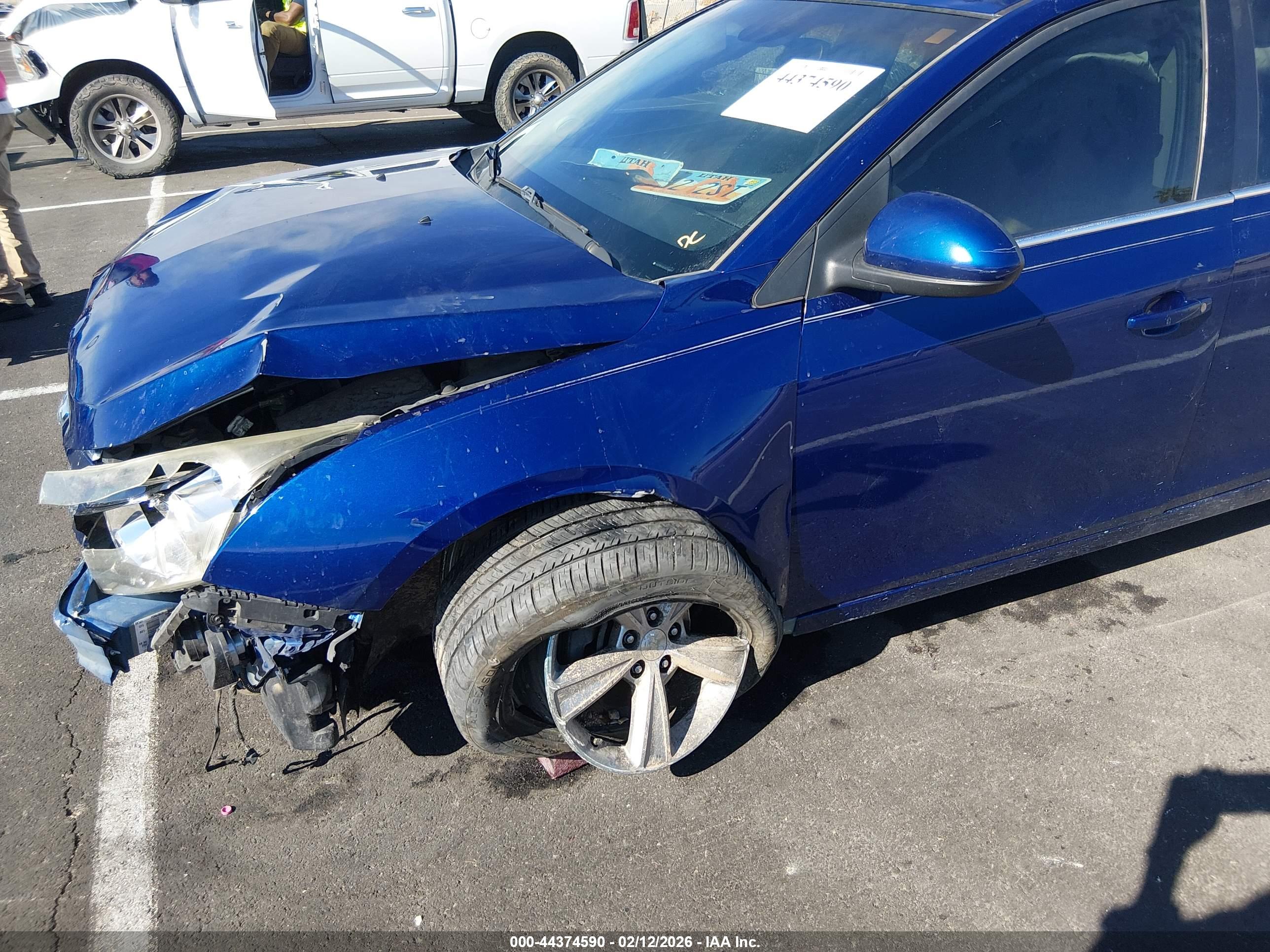 CHEVROLET CRUZE image 6
