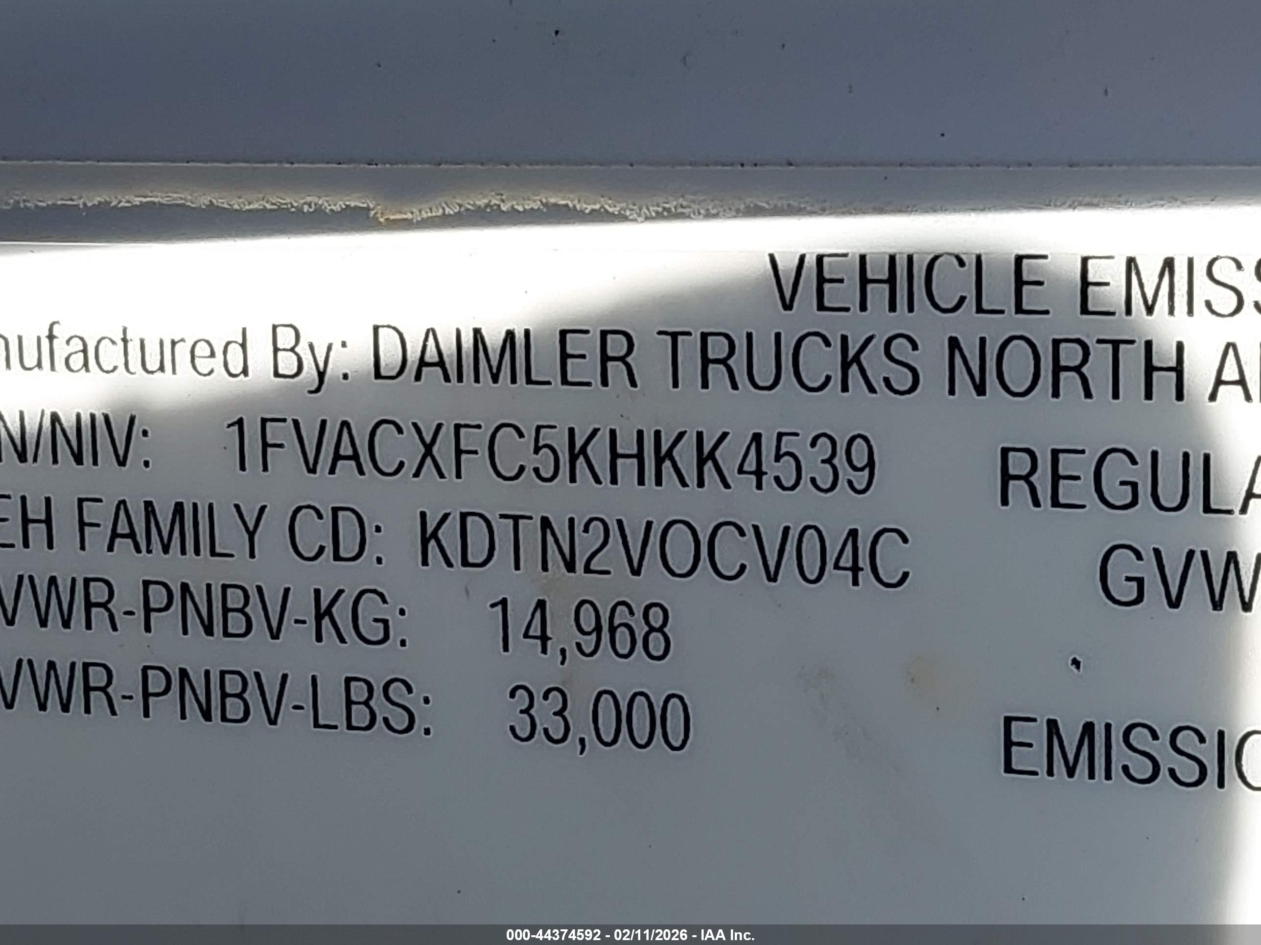 FREIGHTLINER M2 image 9