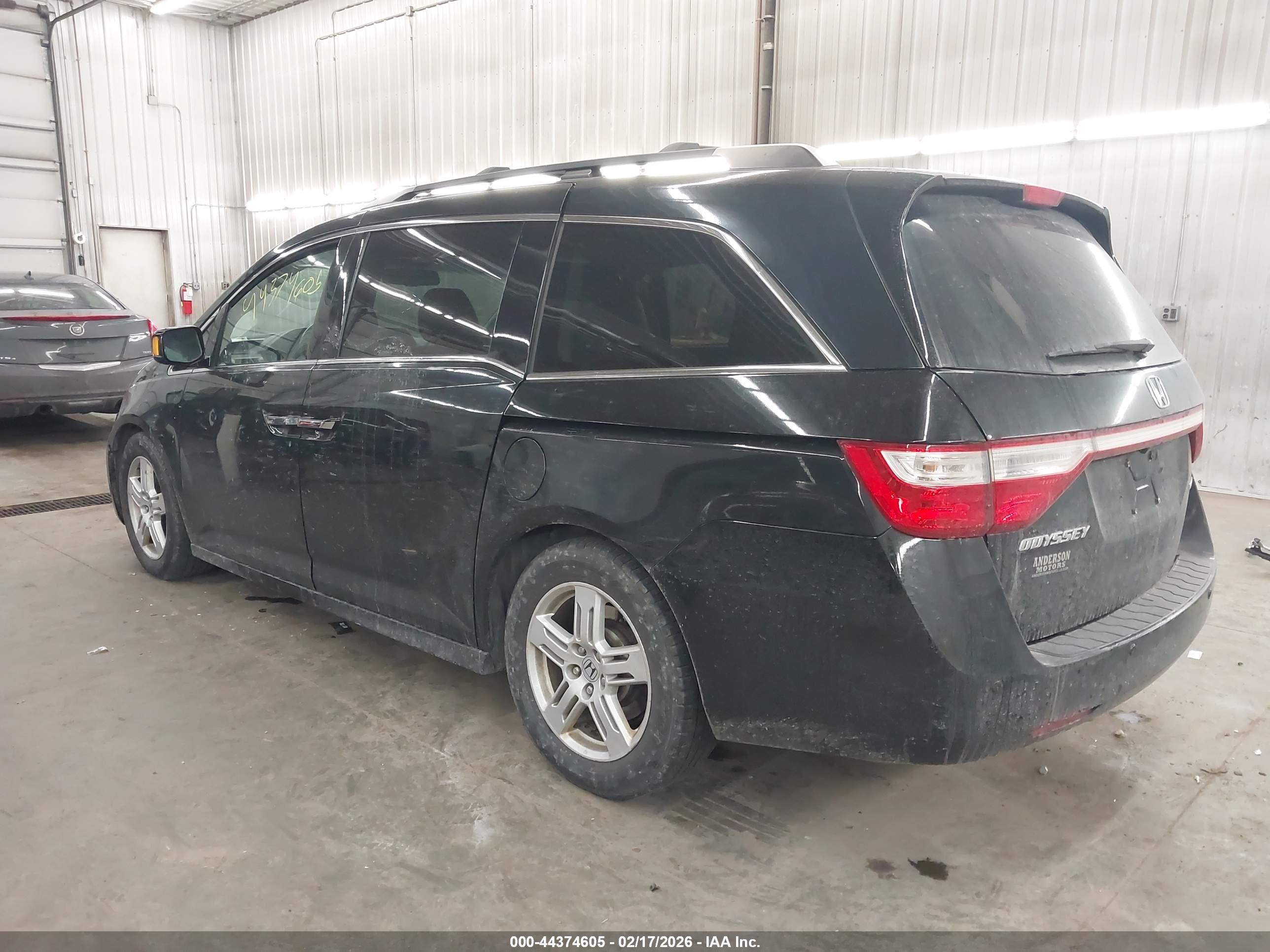 HONDA ODYSSEY image 3