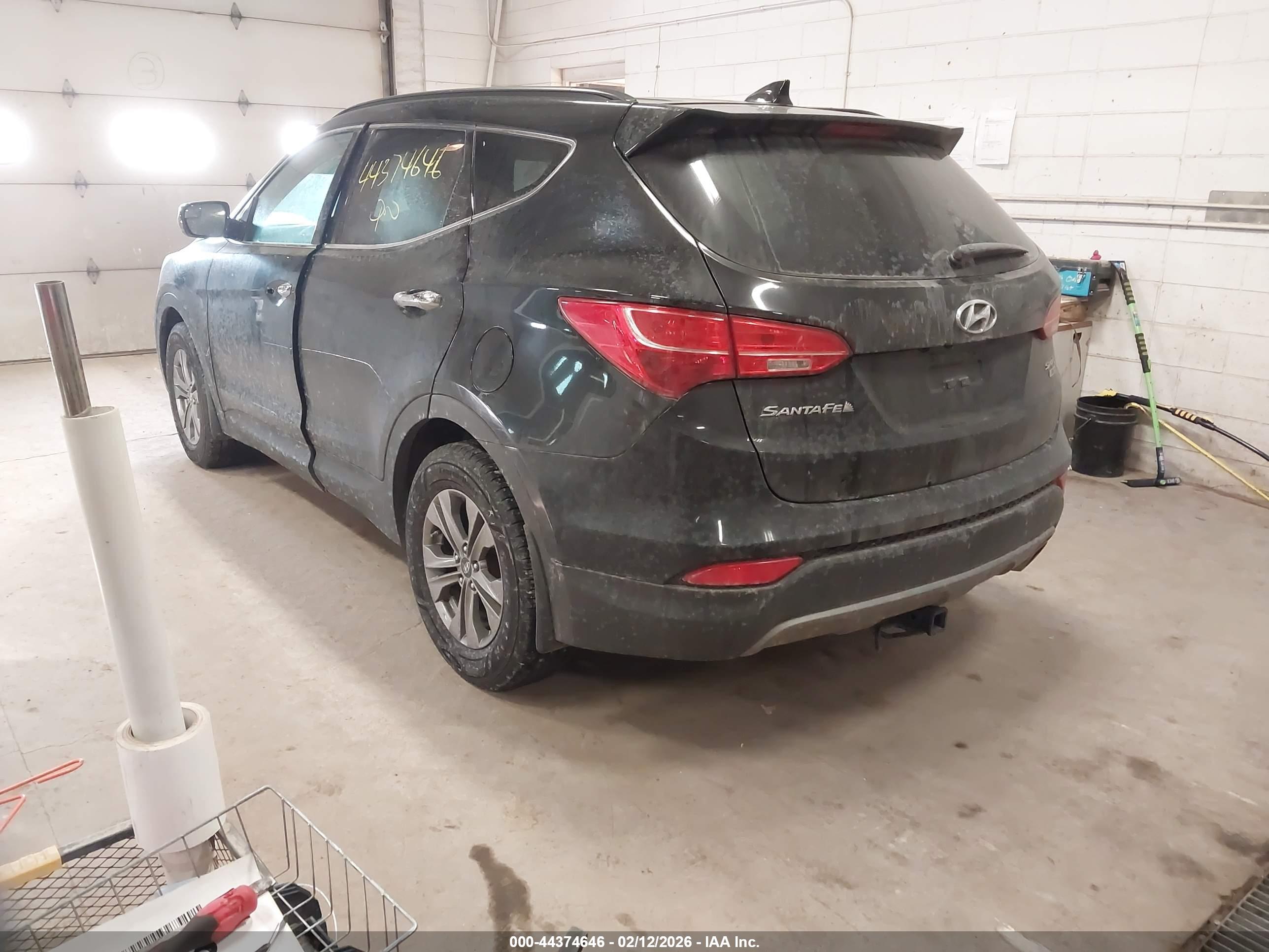 HYUNDAI SANTA image 3