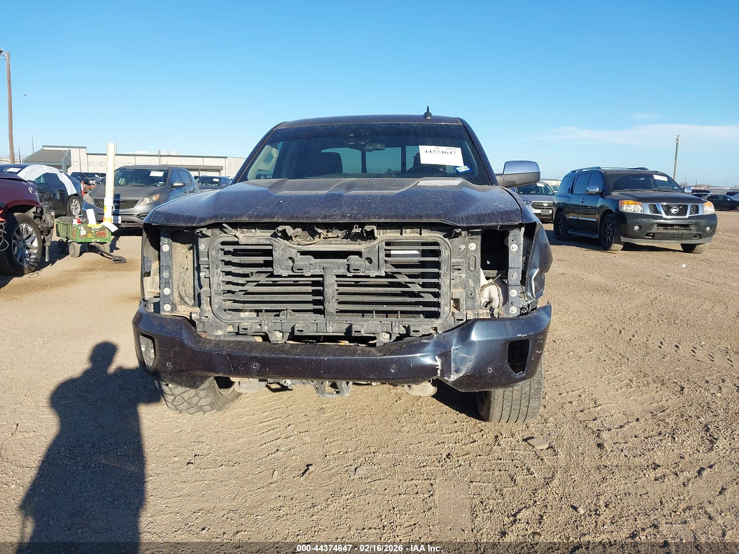 CHEVROLET SILVERADO image 6