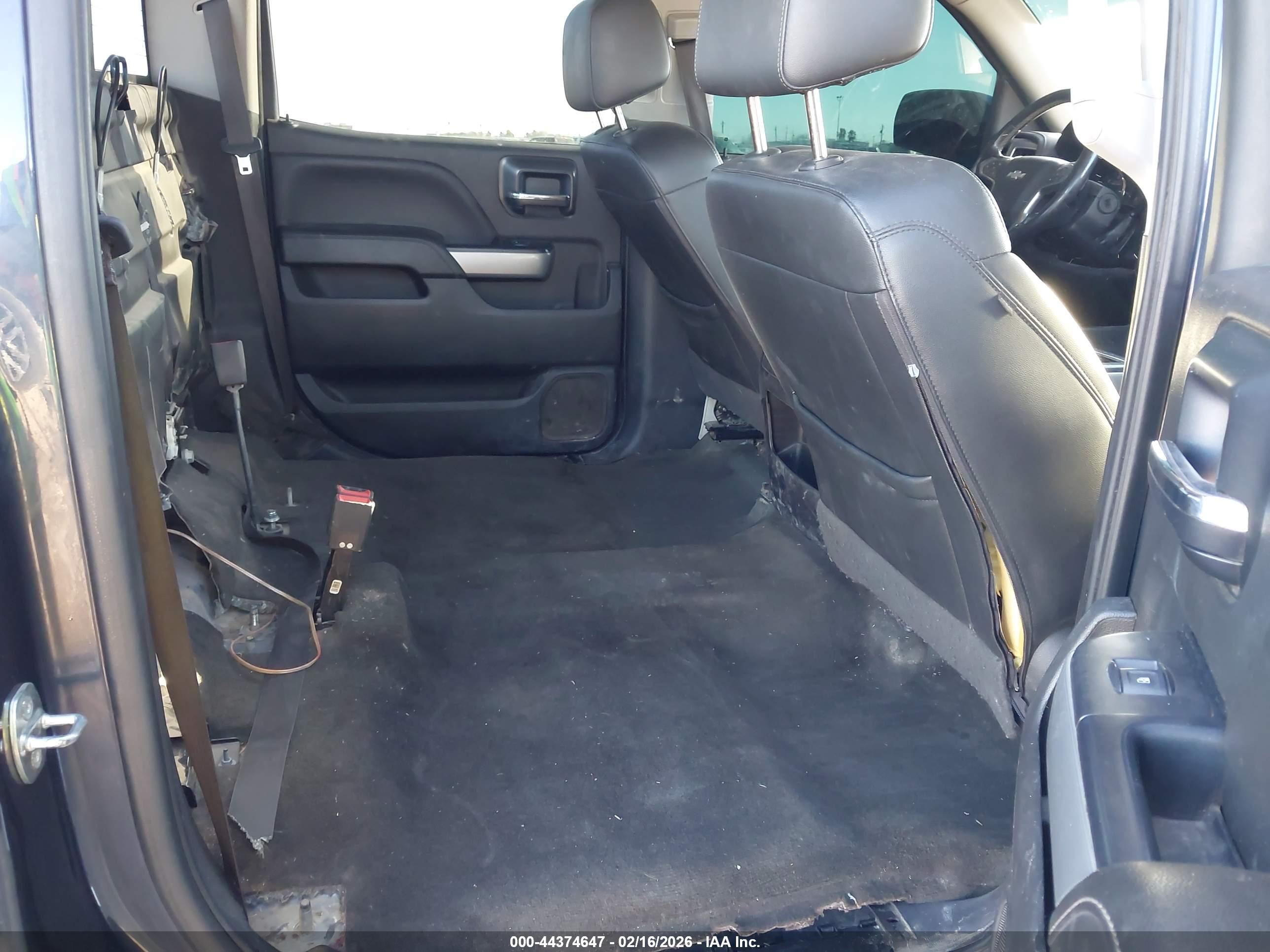 CHEVROLET SILVERADO image 8