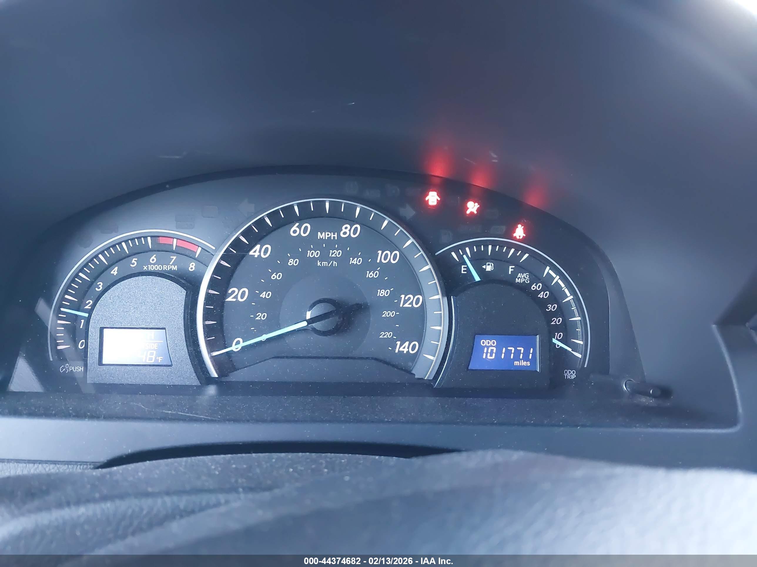 TOYOTA CAMRY image 7