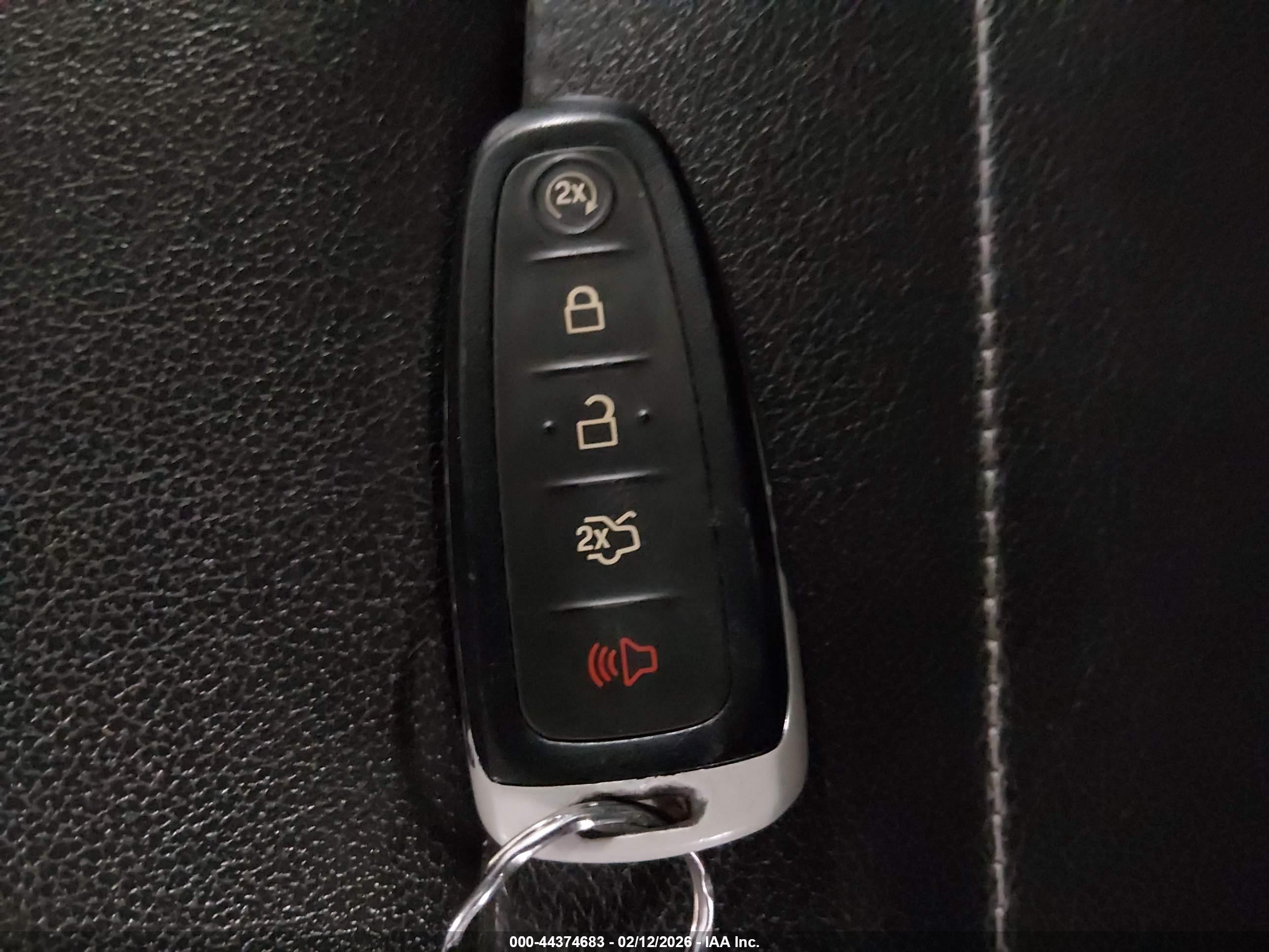 FORD ESCAPE image 11