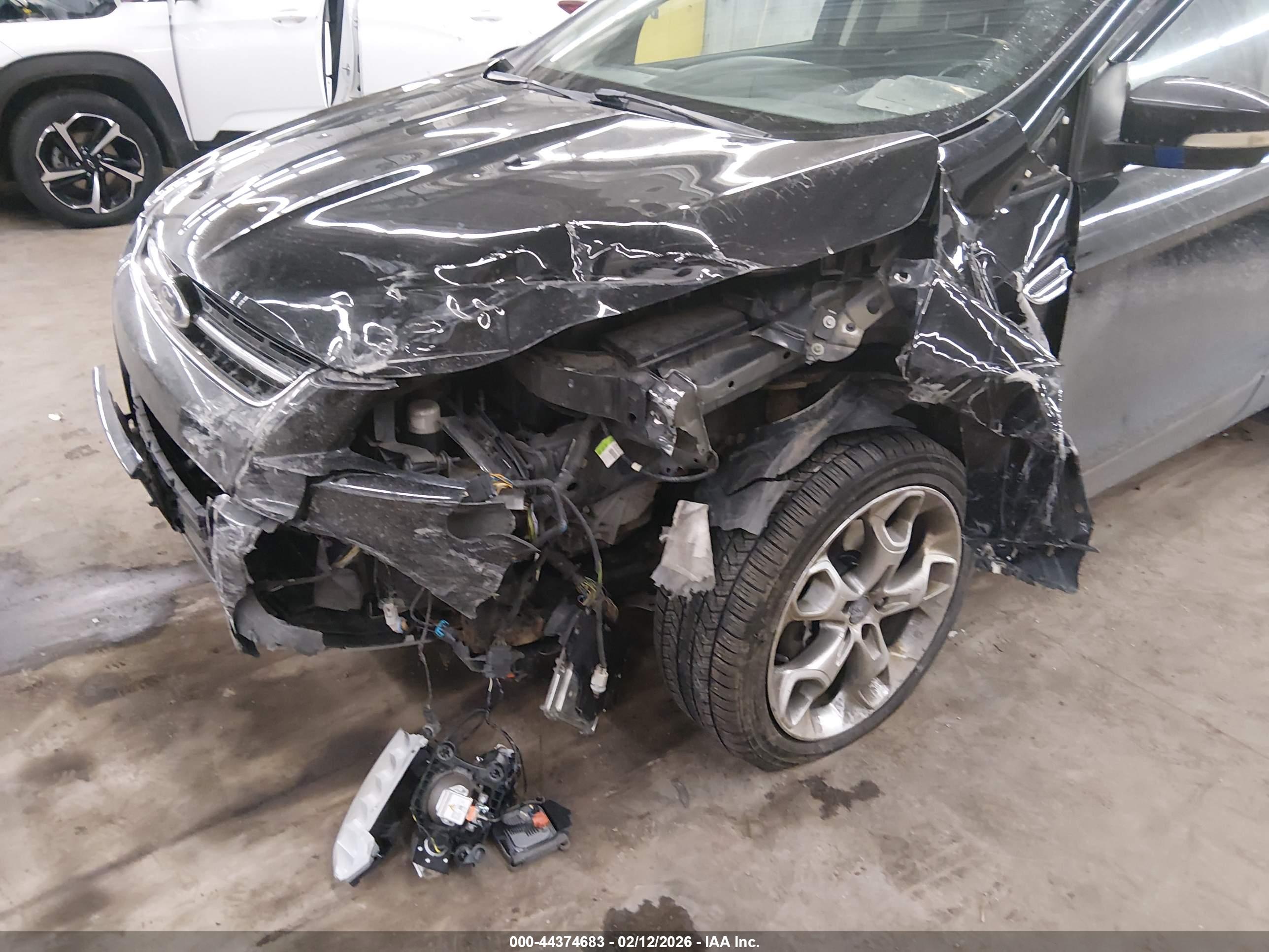 FORD ESCAPE image 6