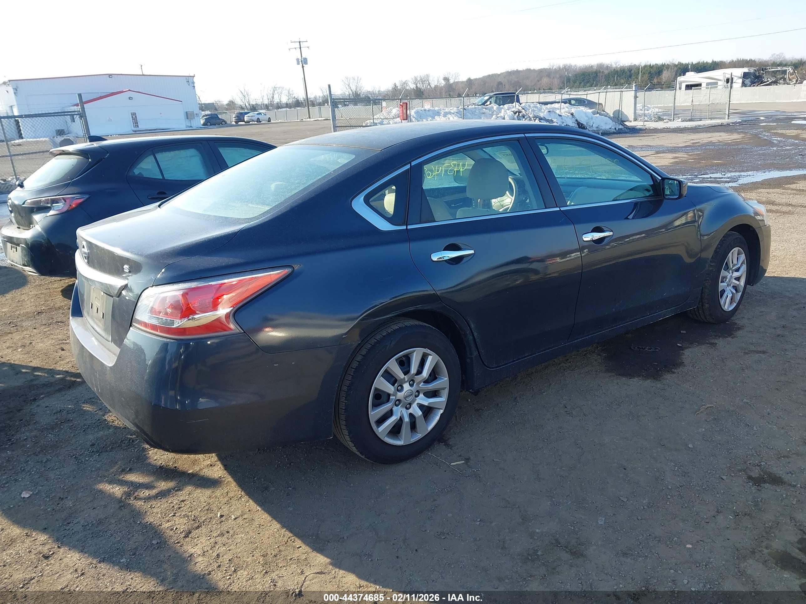 NISSAN ALTIMA image 4