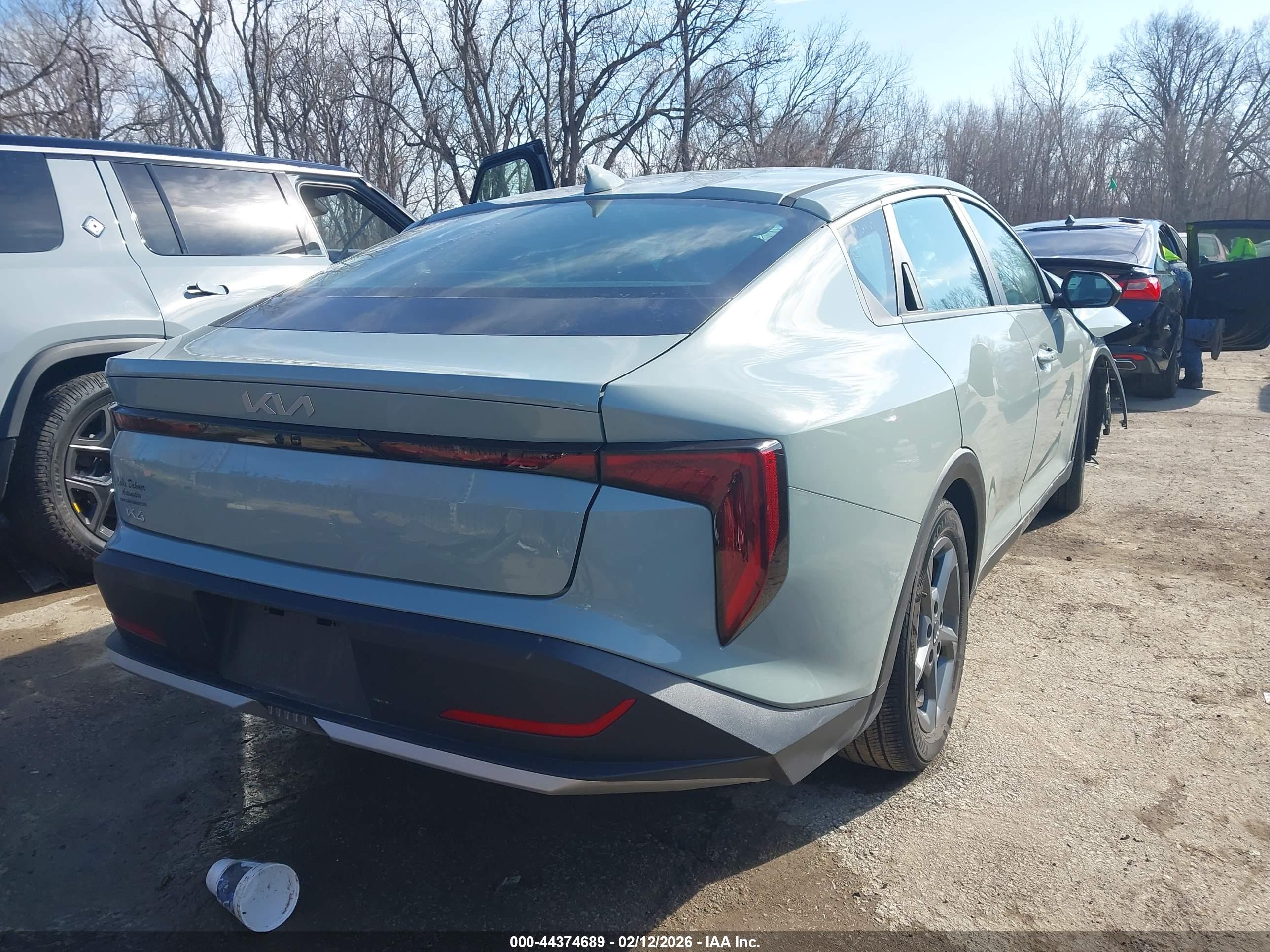 KIA K4 image 4