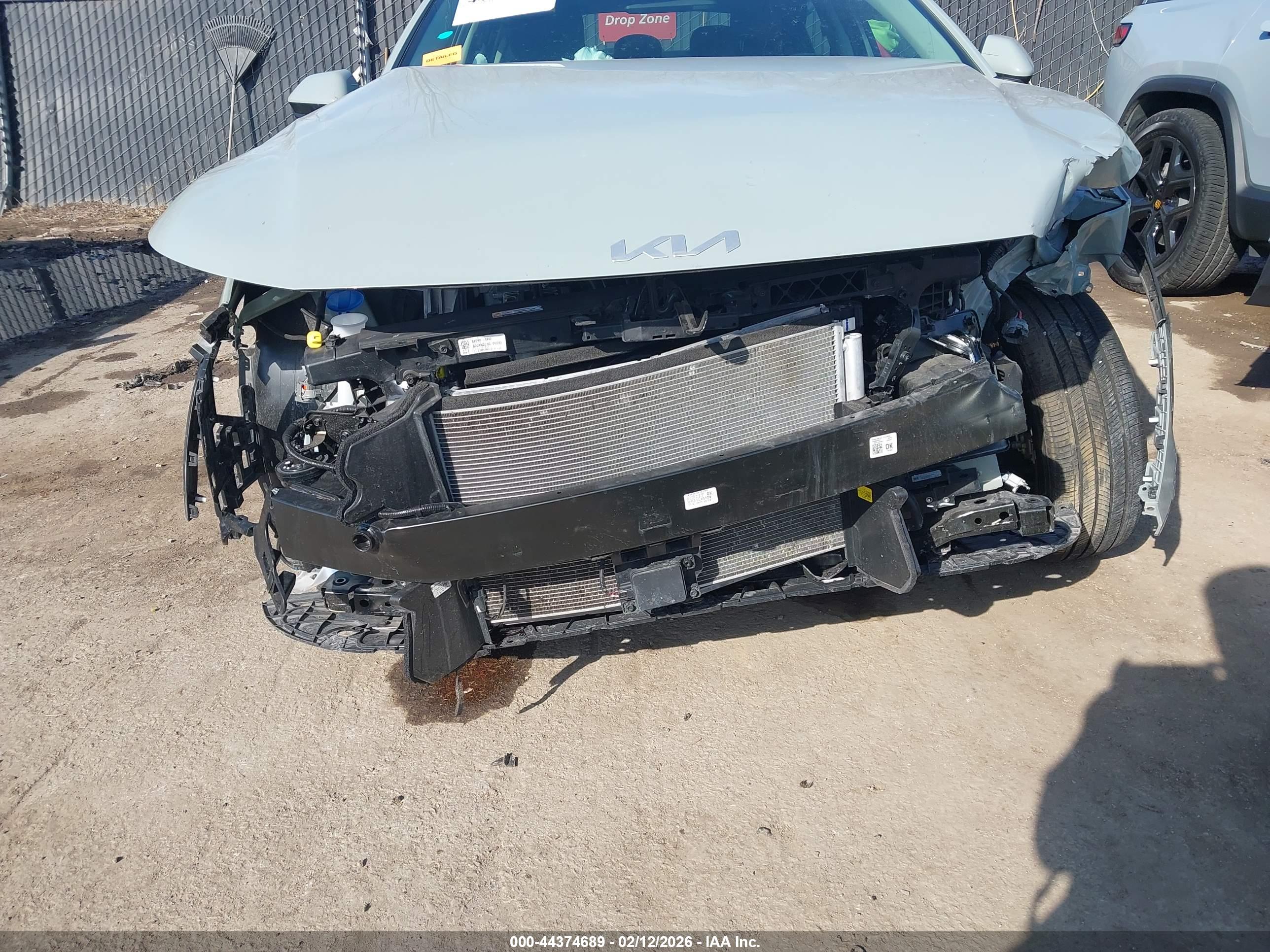 KIA K4 image 6