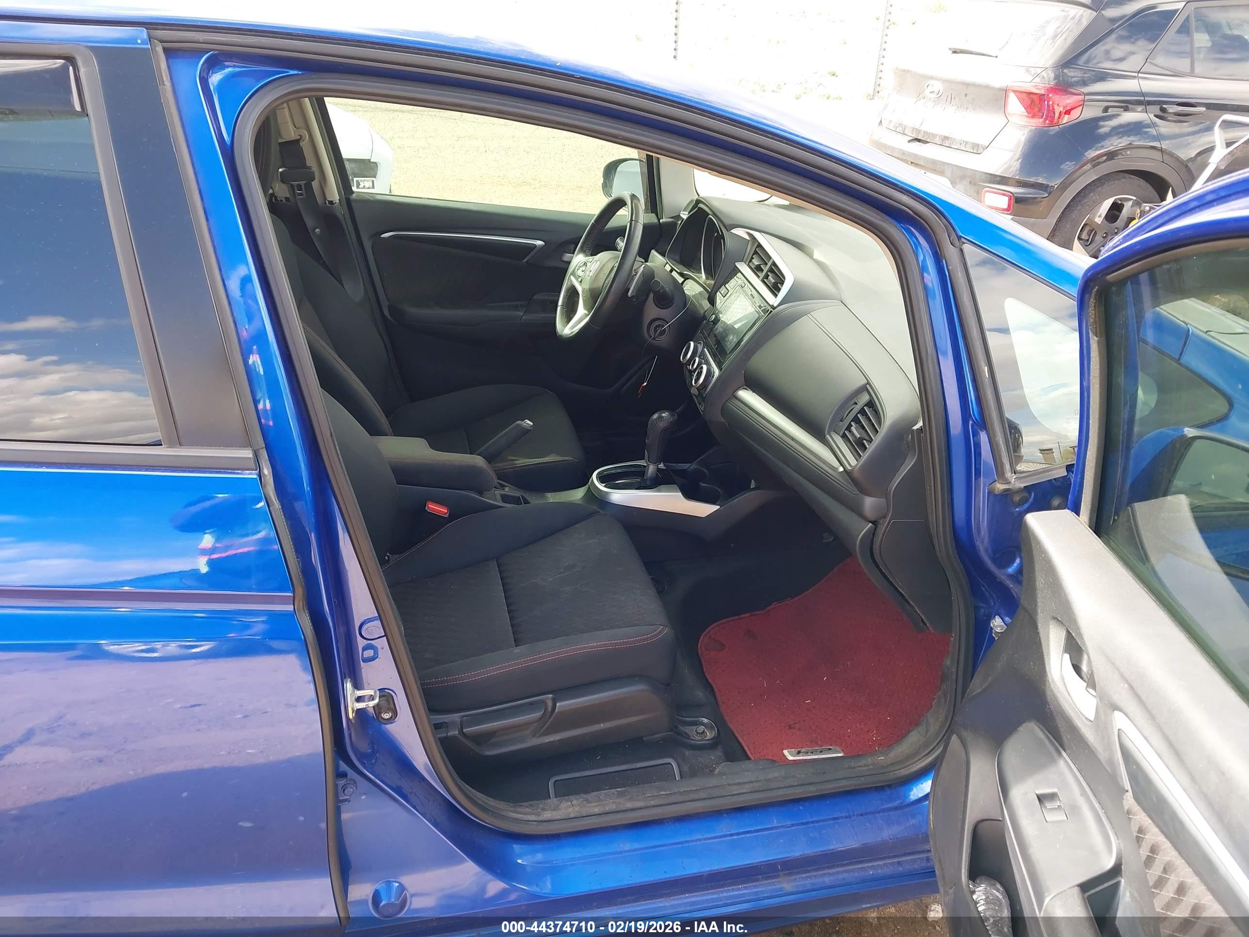 HONDA FIT image 5