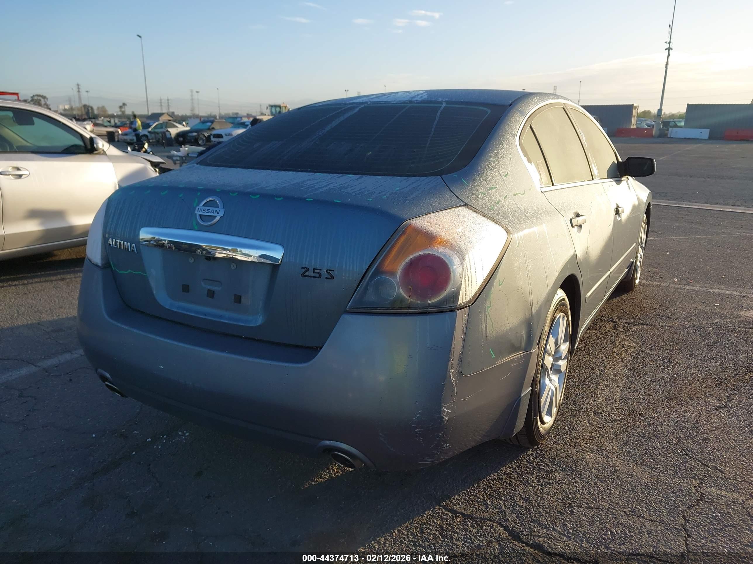 NISSAN ALTIMA image 4