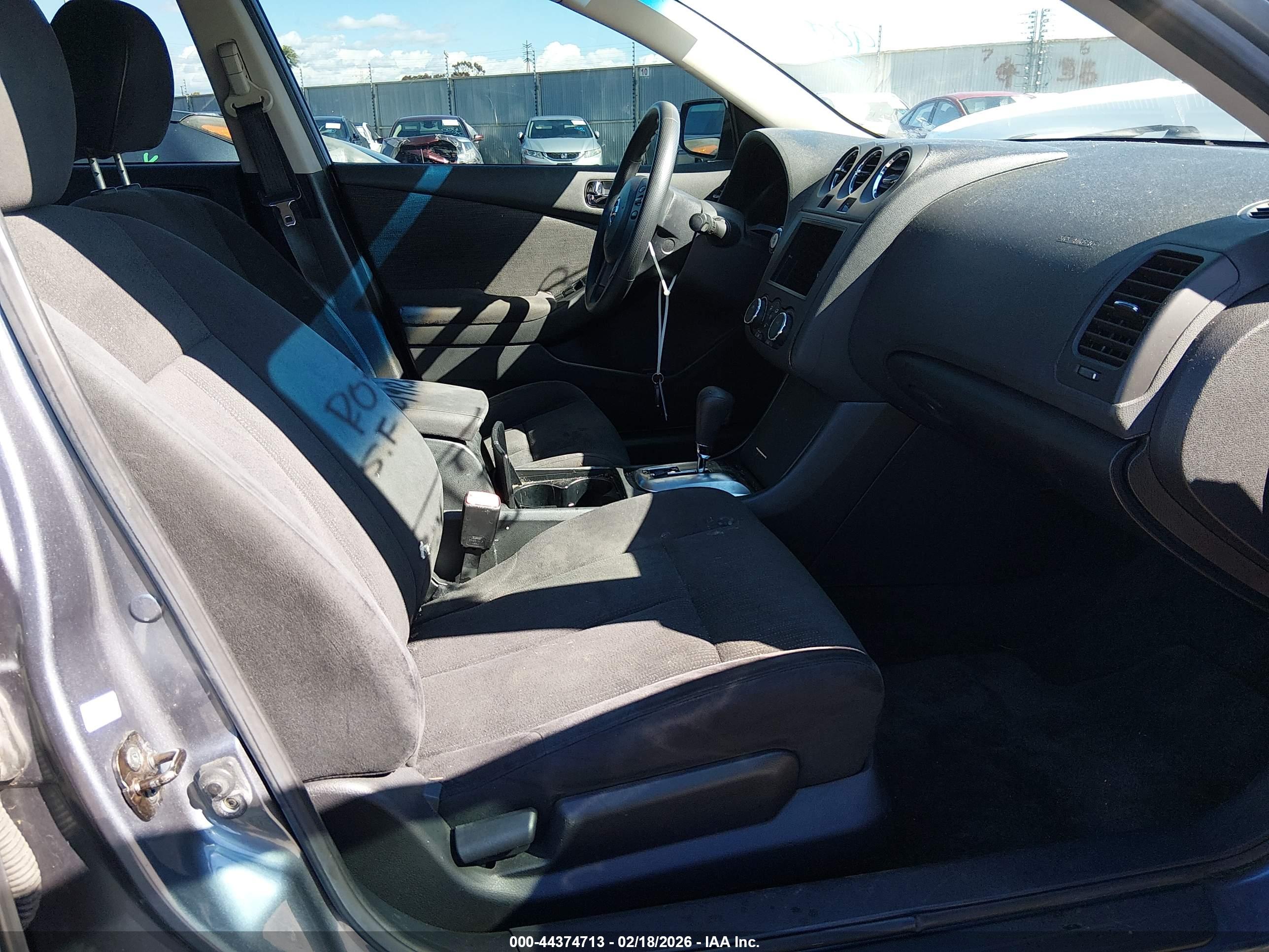 NISSAN ALTIMA image 5