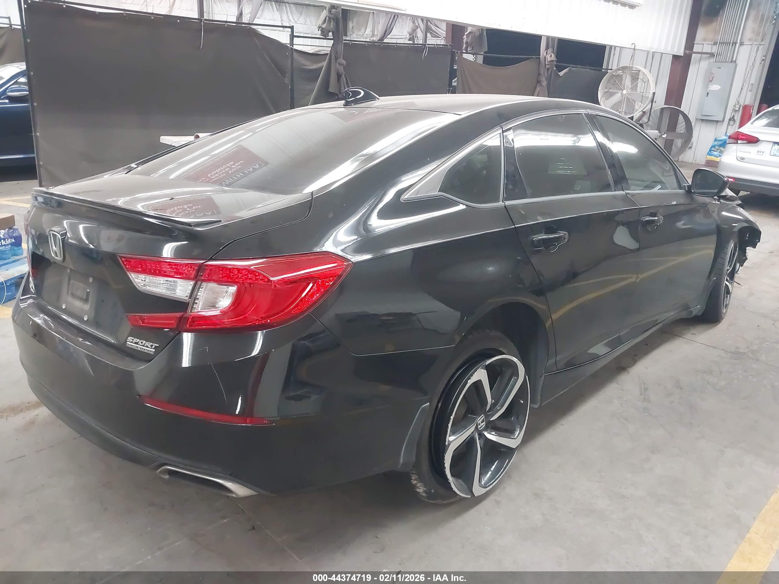 HONDA ACCORD image 4