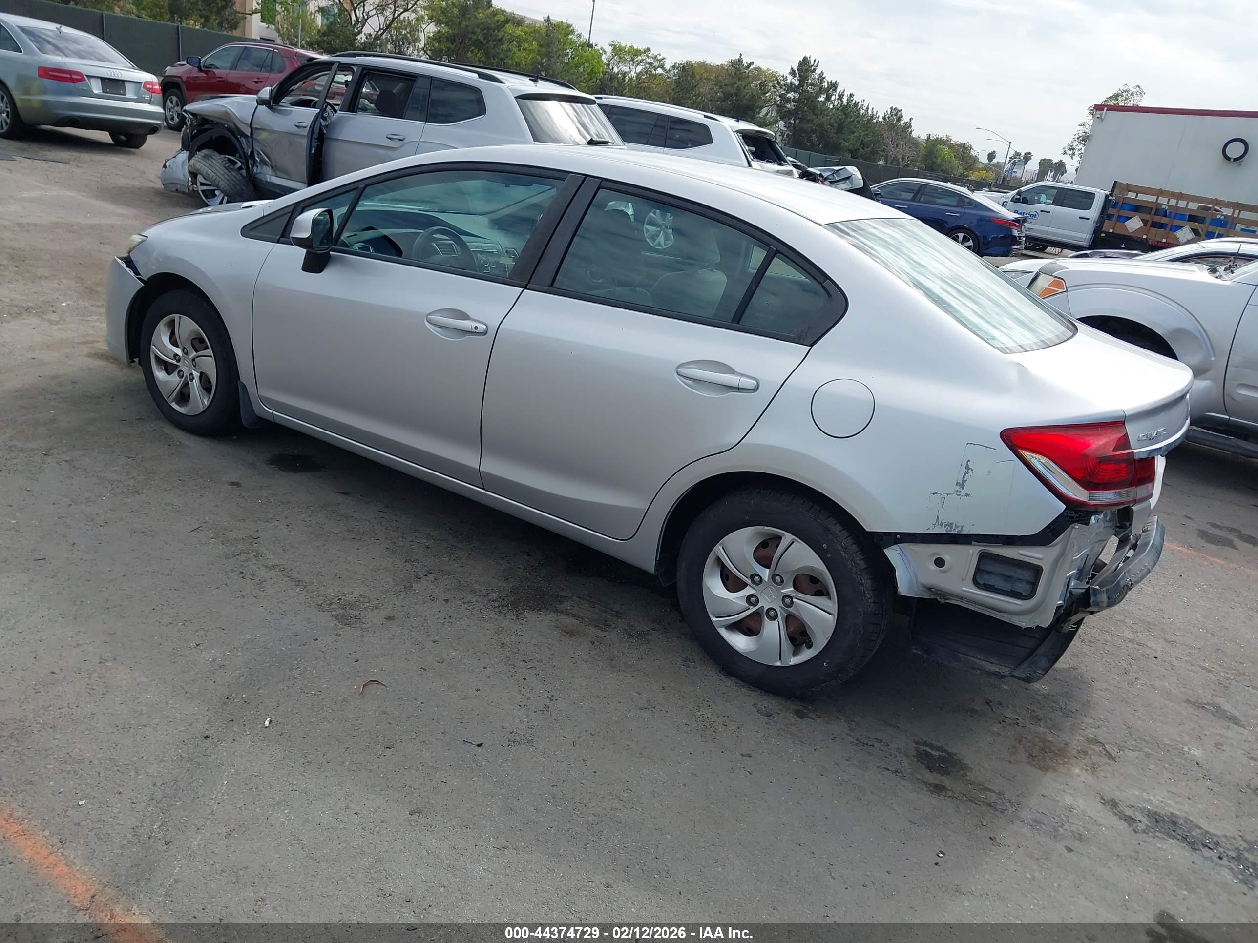 HONDA CIVIC image 3