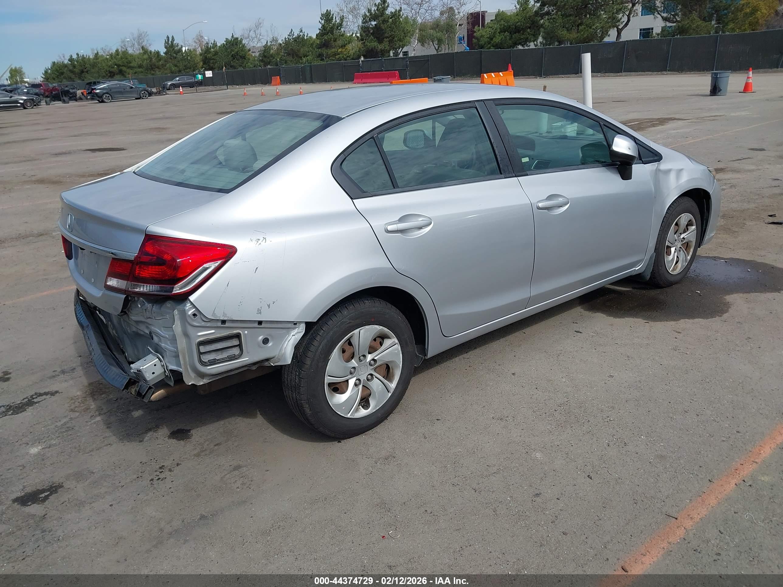 HONDA CIVIC image 4