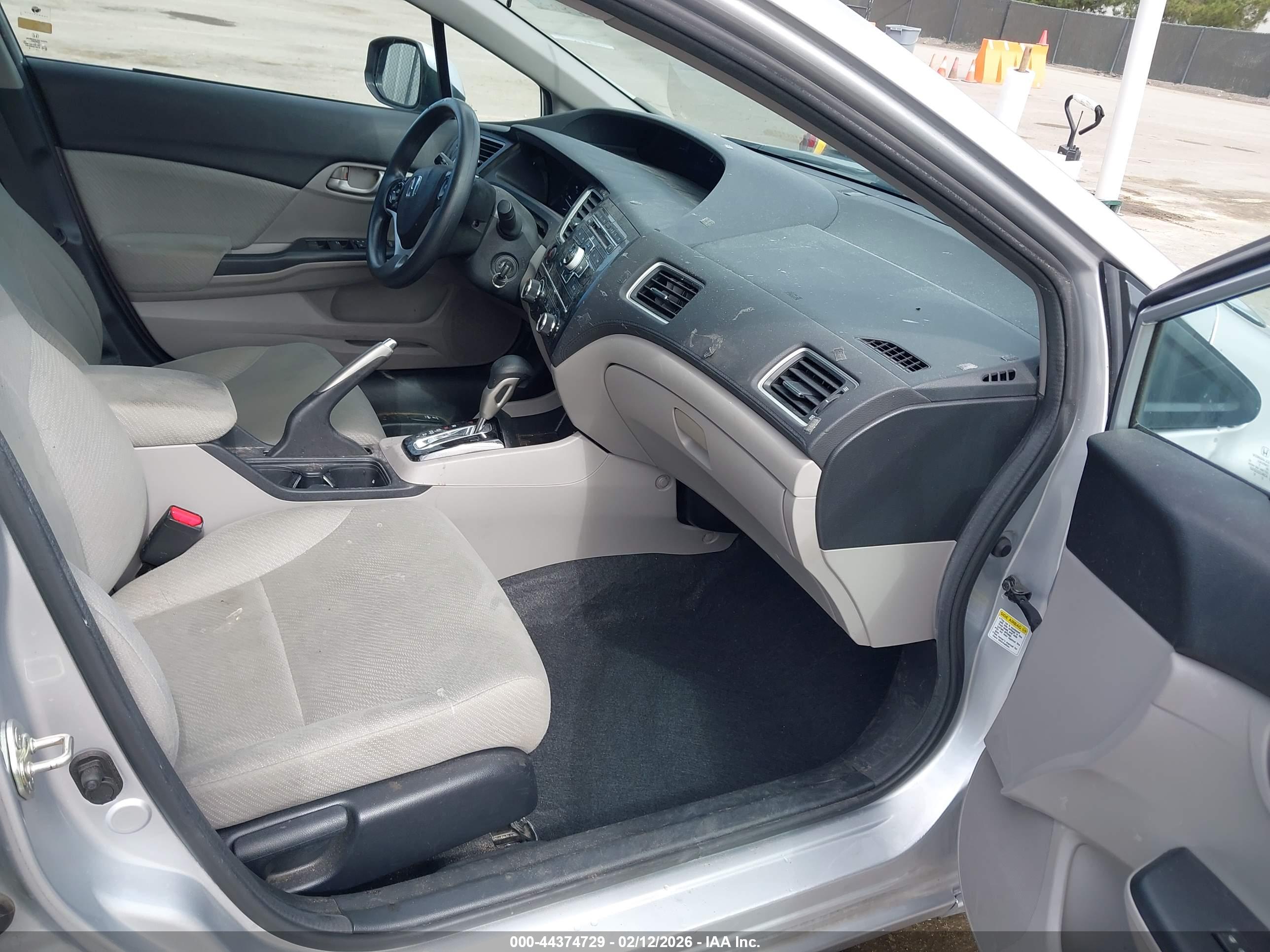 HONDA CIVIC image 5