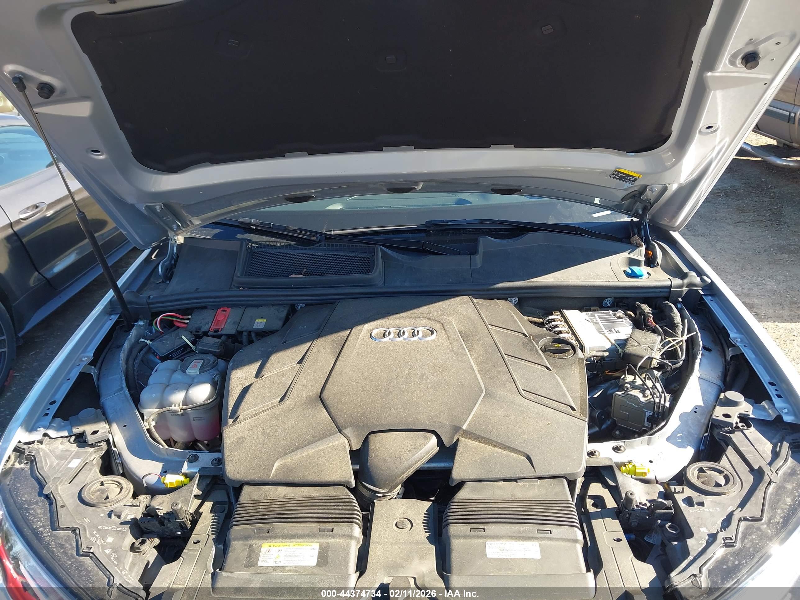 AUDI Q7 image 10