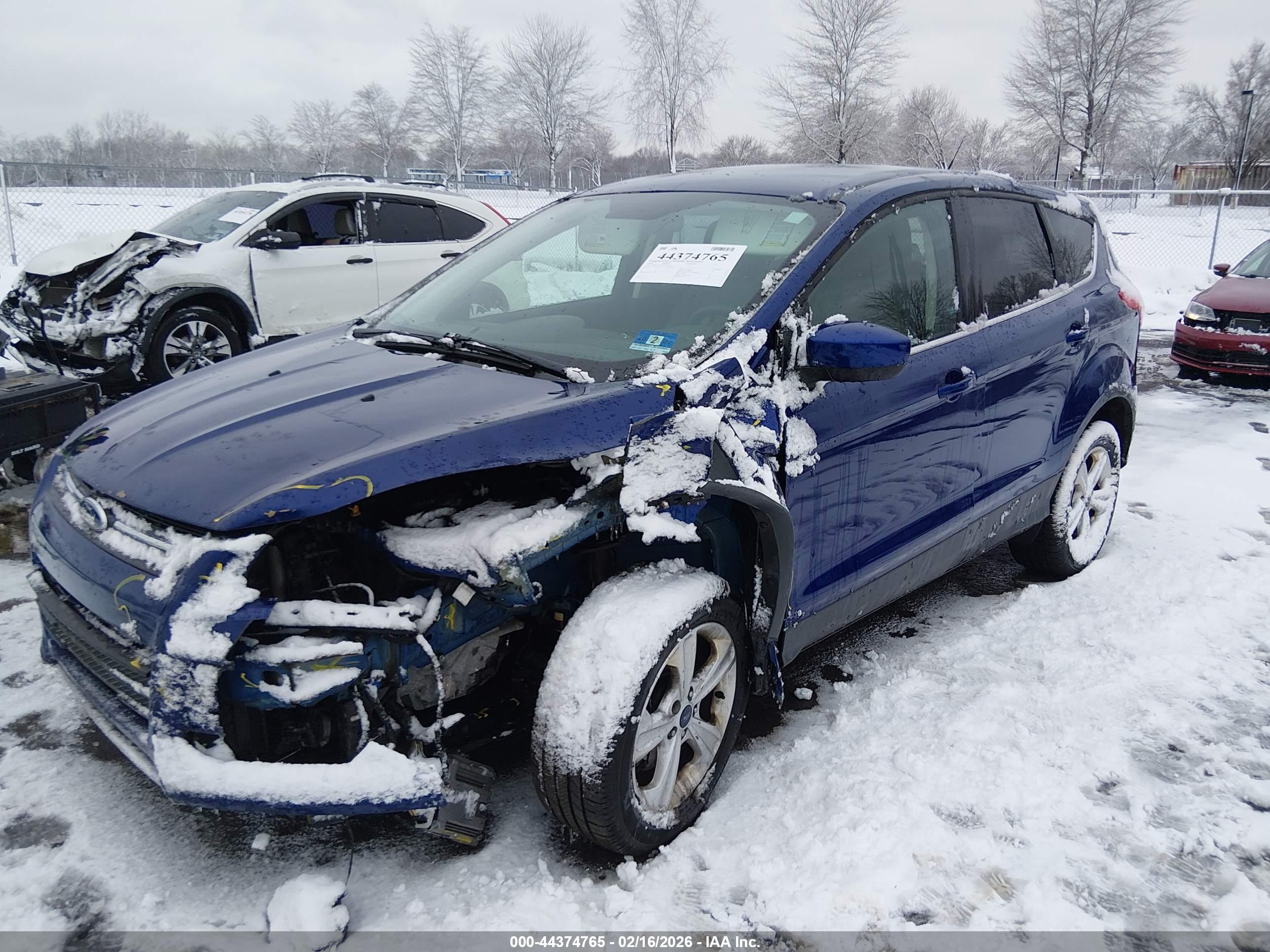 FORD ESCAPE image 2