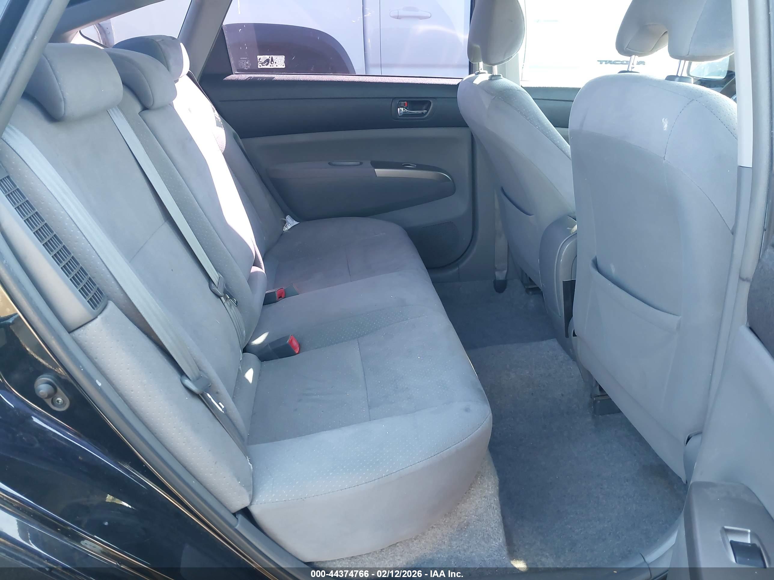 TOYOTA PRIUS image 8