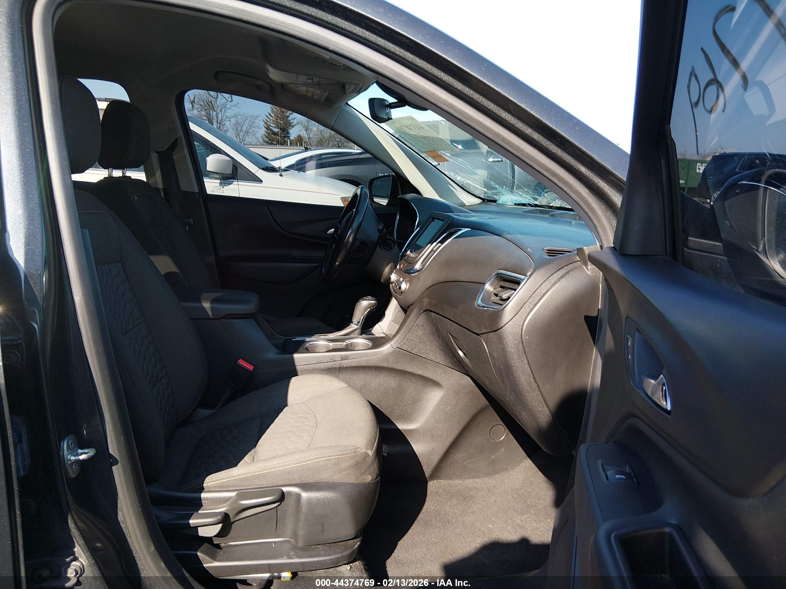 CHEVROLET EQUINOX image 5