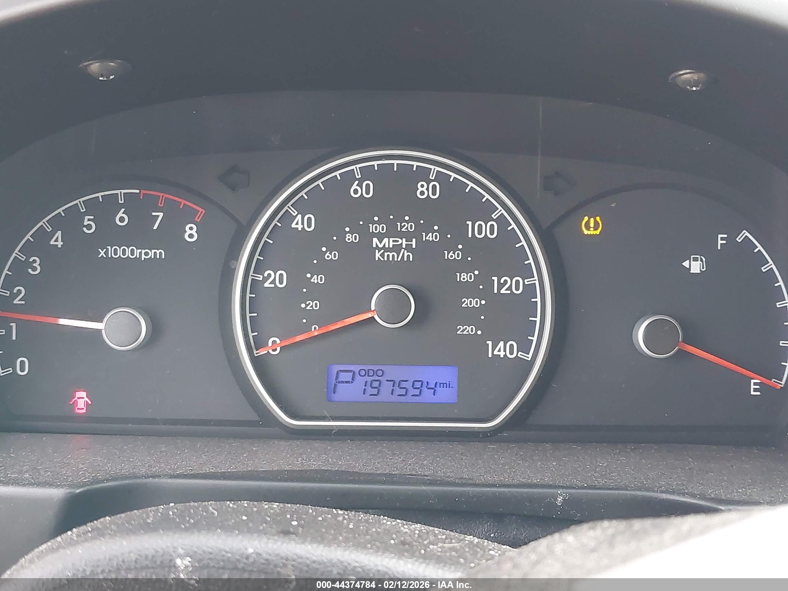 HYUNDAI ELANTRA image 7