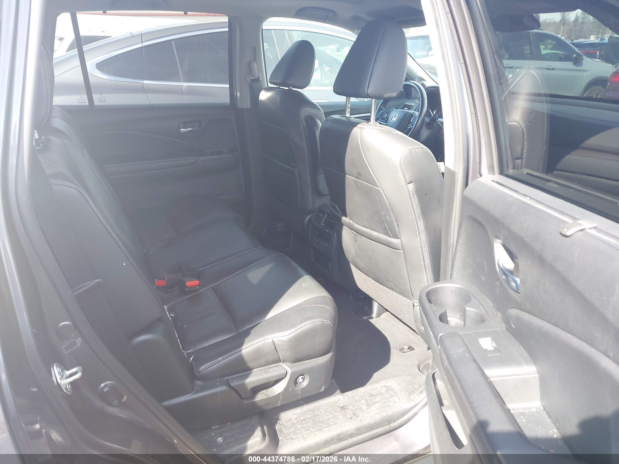 HONDA PILOT image 8