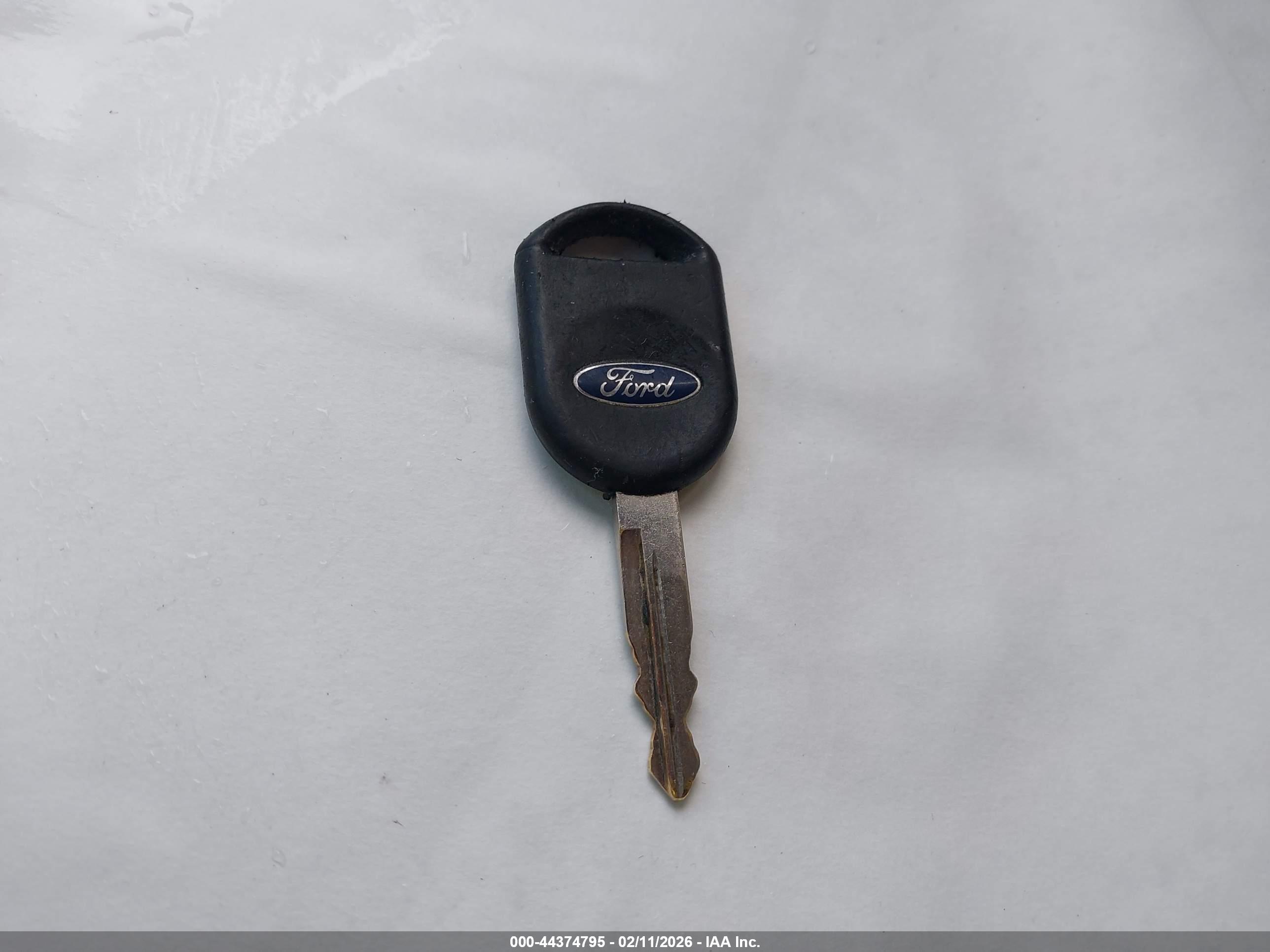 FORD EXPLORER image 11