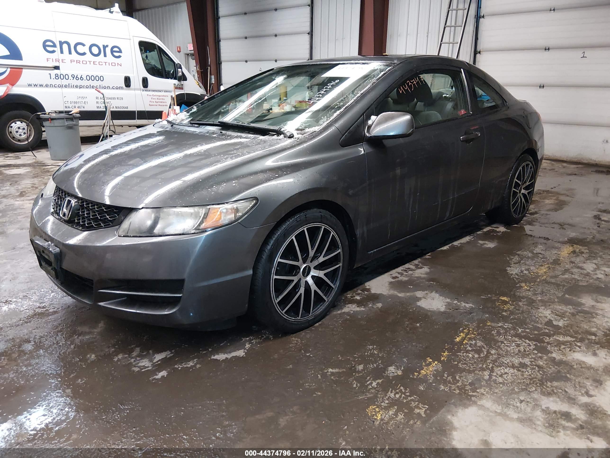 HONDA CIVIC image 2