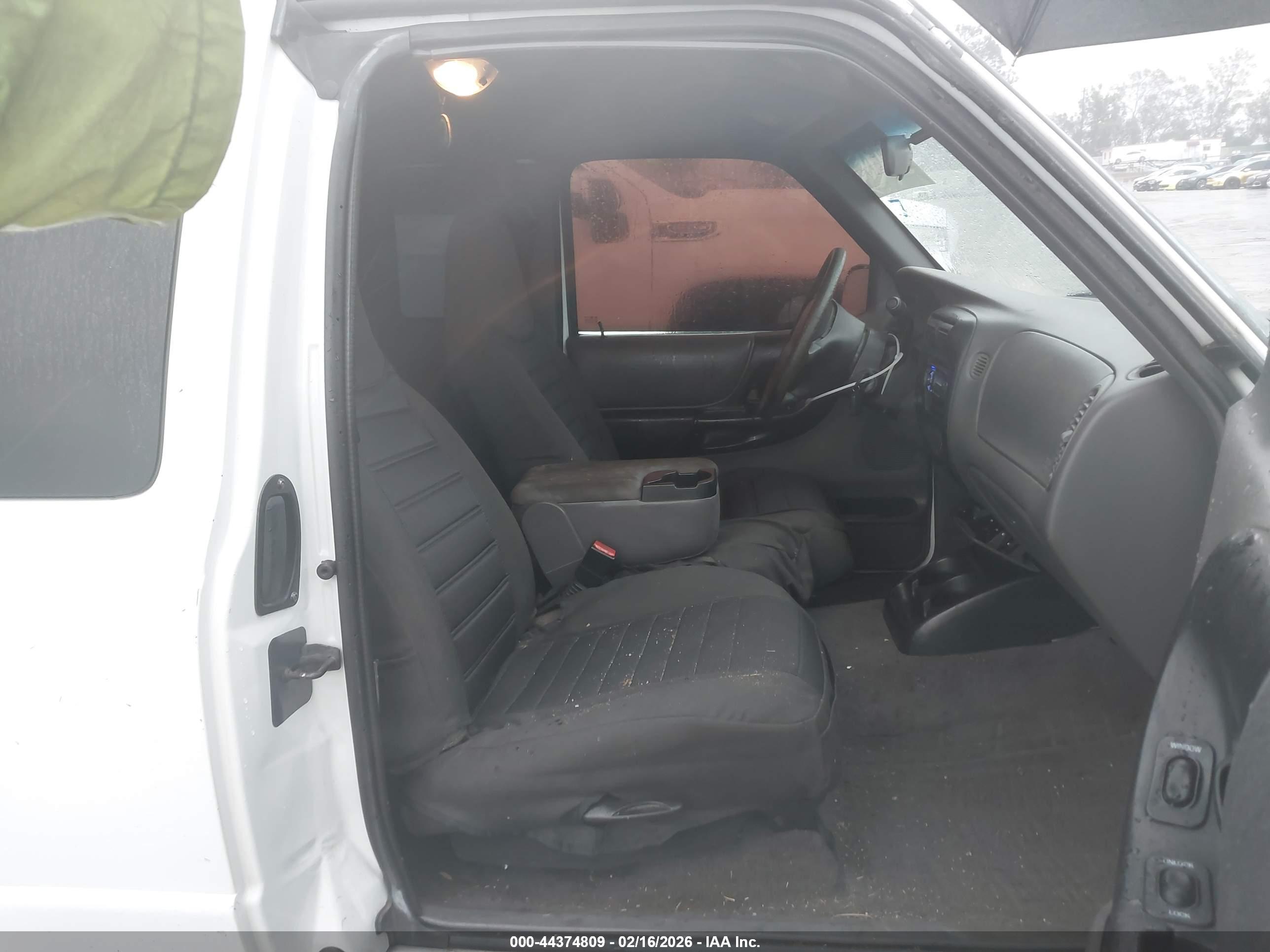 FORD RANGER image 5