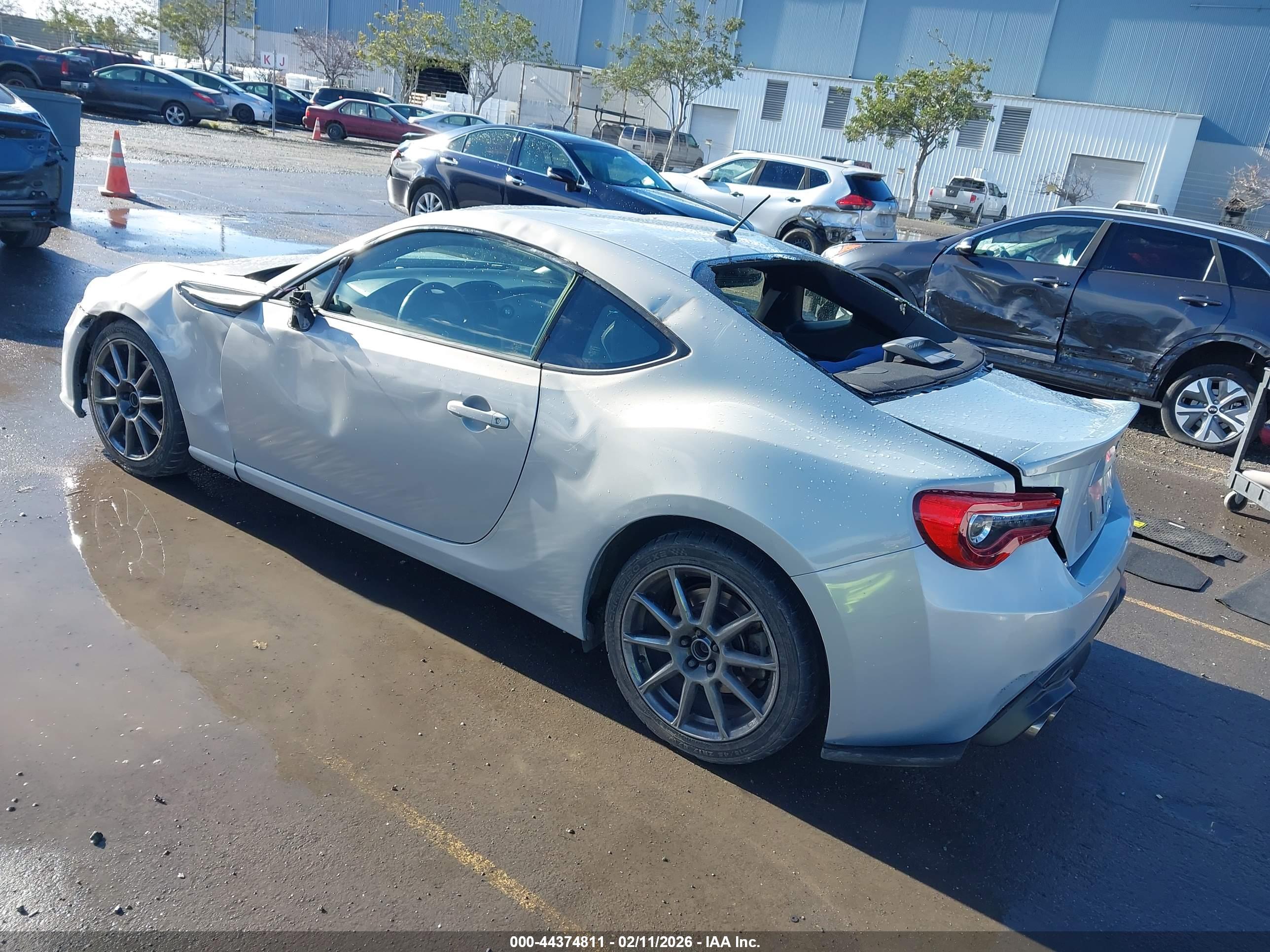 SCION FR-S image 3
