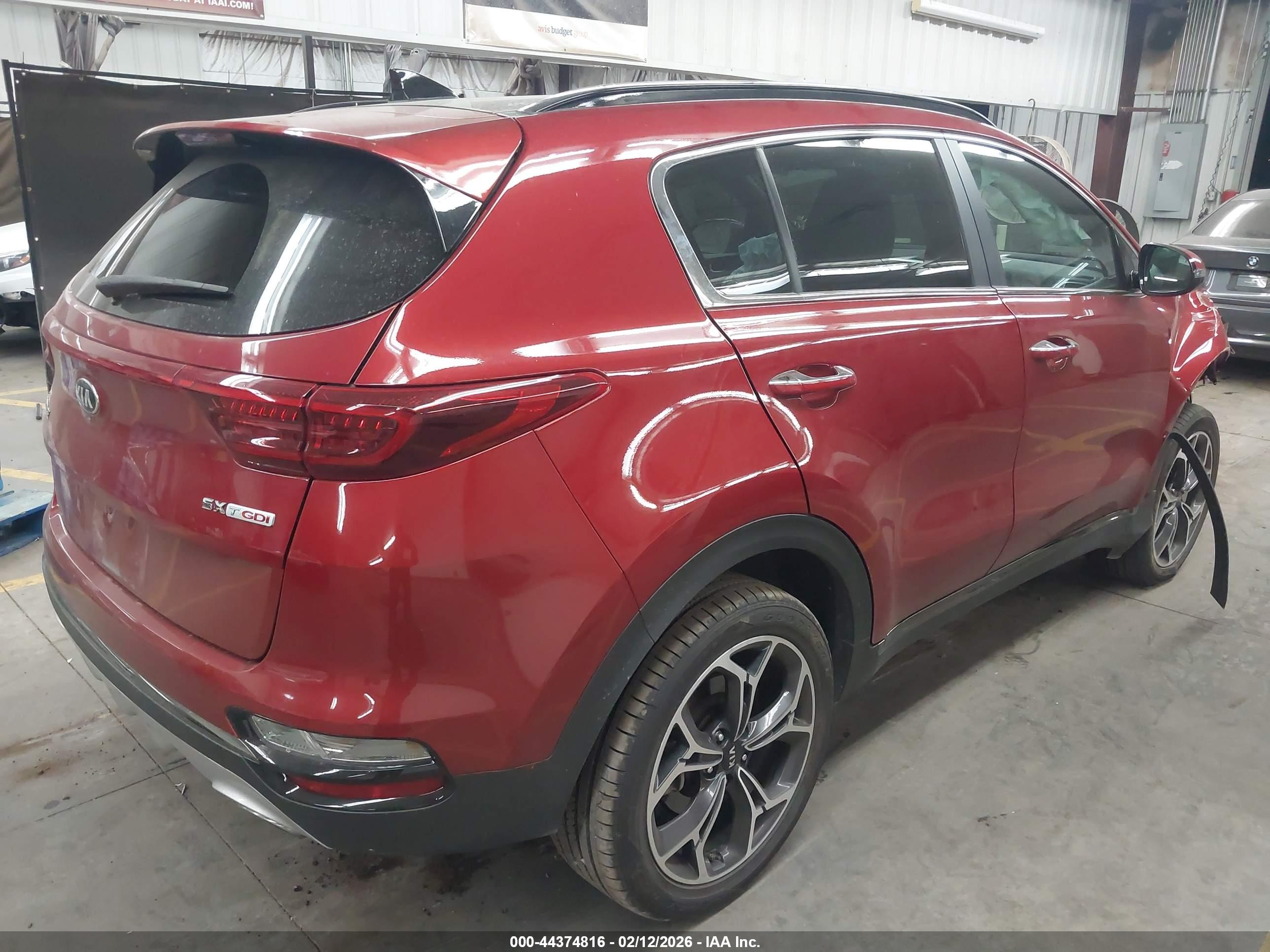 KIA SPORTAGE image 4