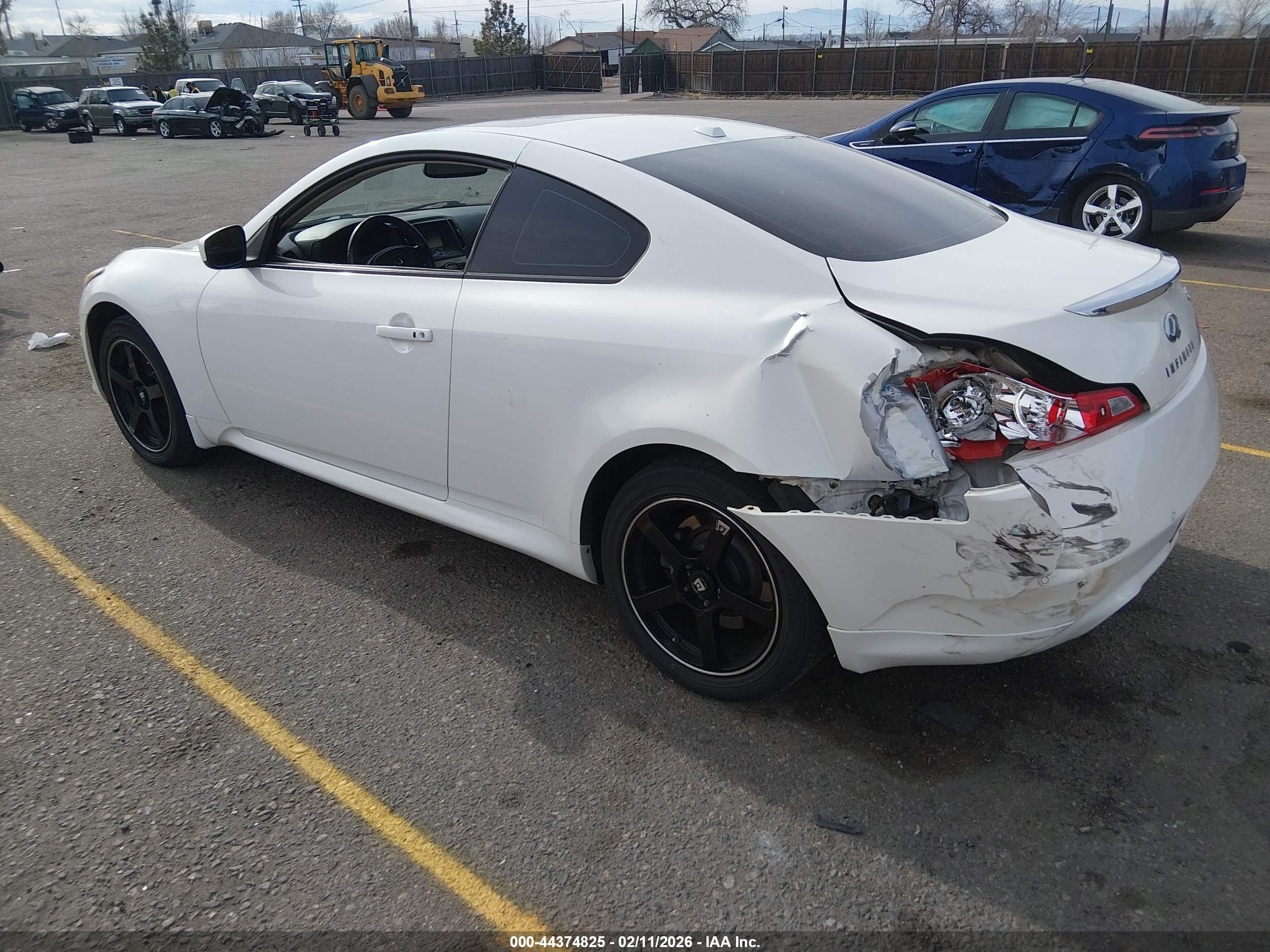 INFINITI G37X image 3