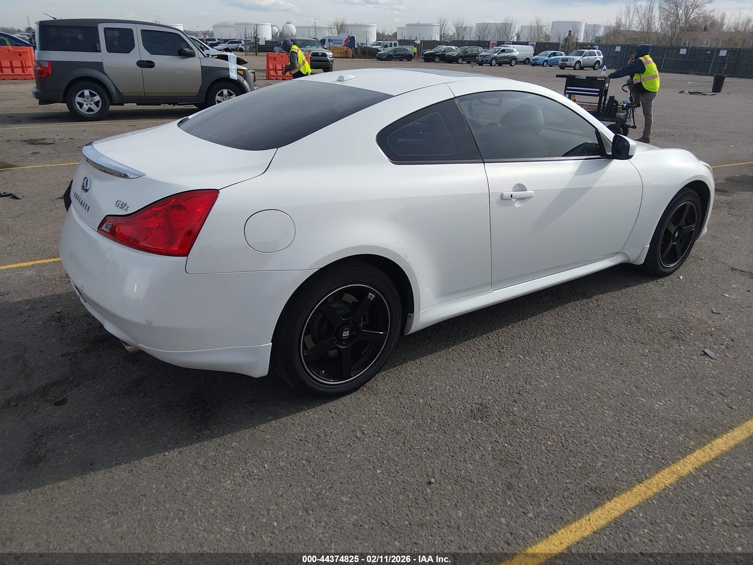 INFINITI G37X image 4