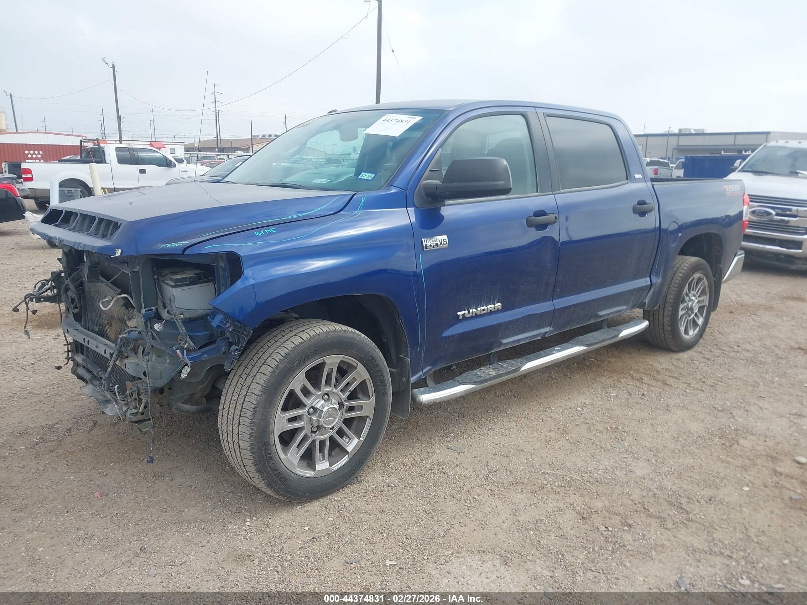 TOYOTA TUNDRA image 2